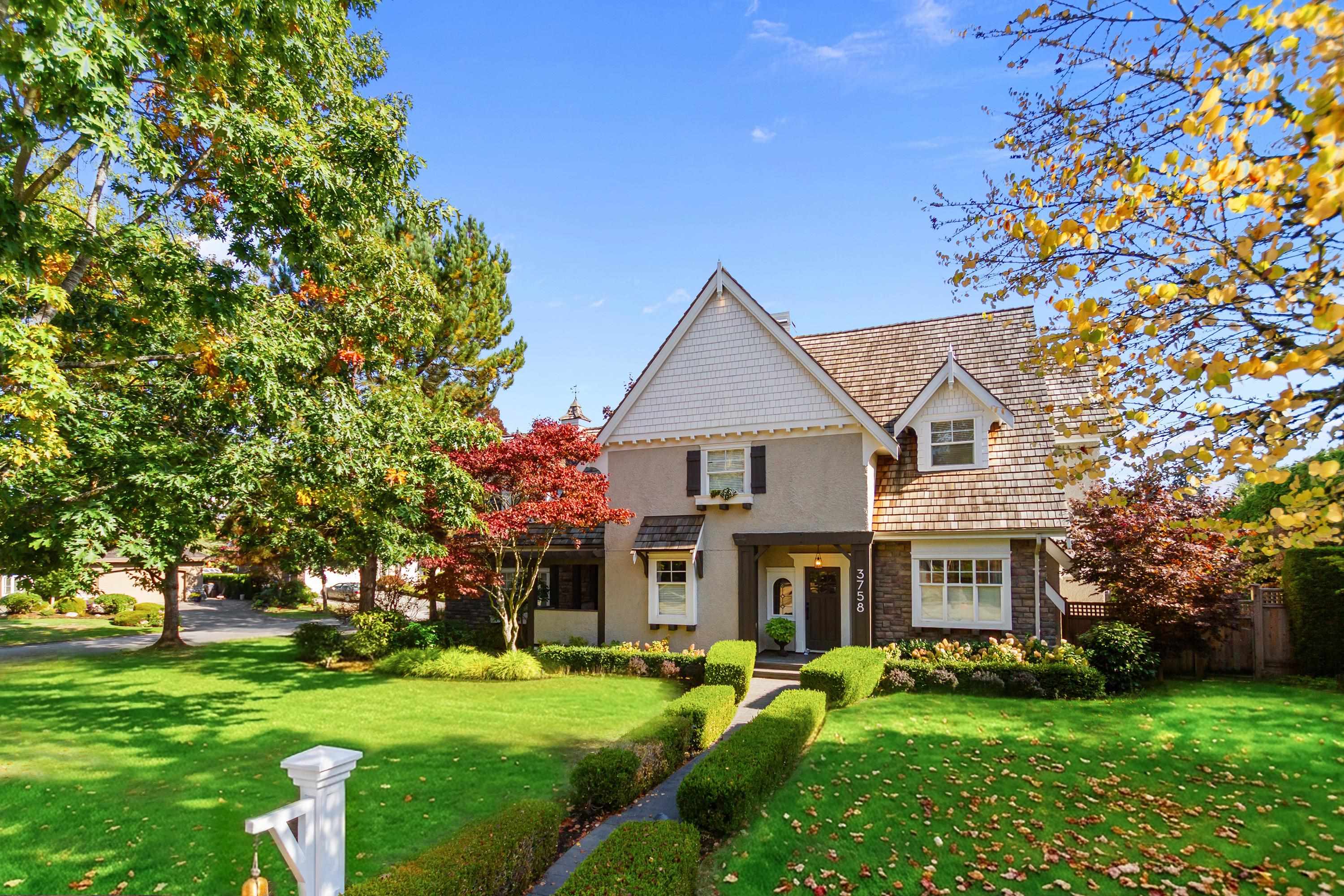 3758 DEVONSHIRE DRIVE, Surrey BC V3Z 0H8, R3175897, BC,