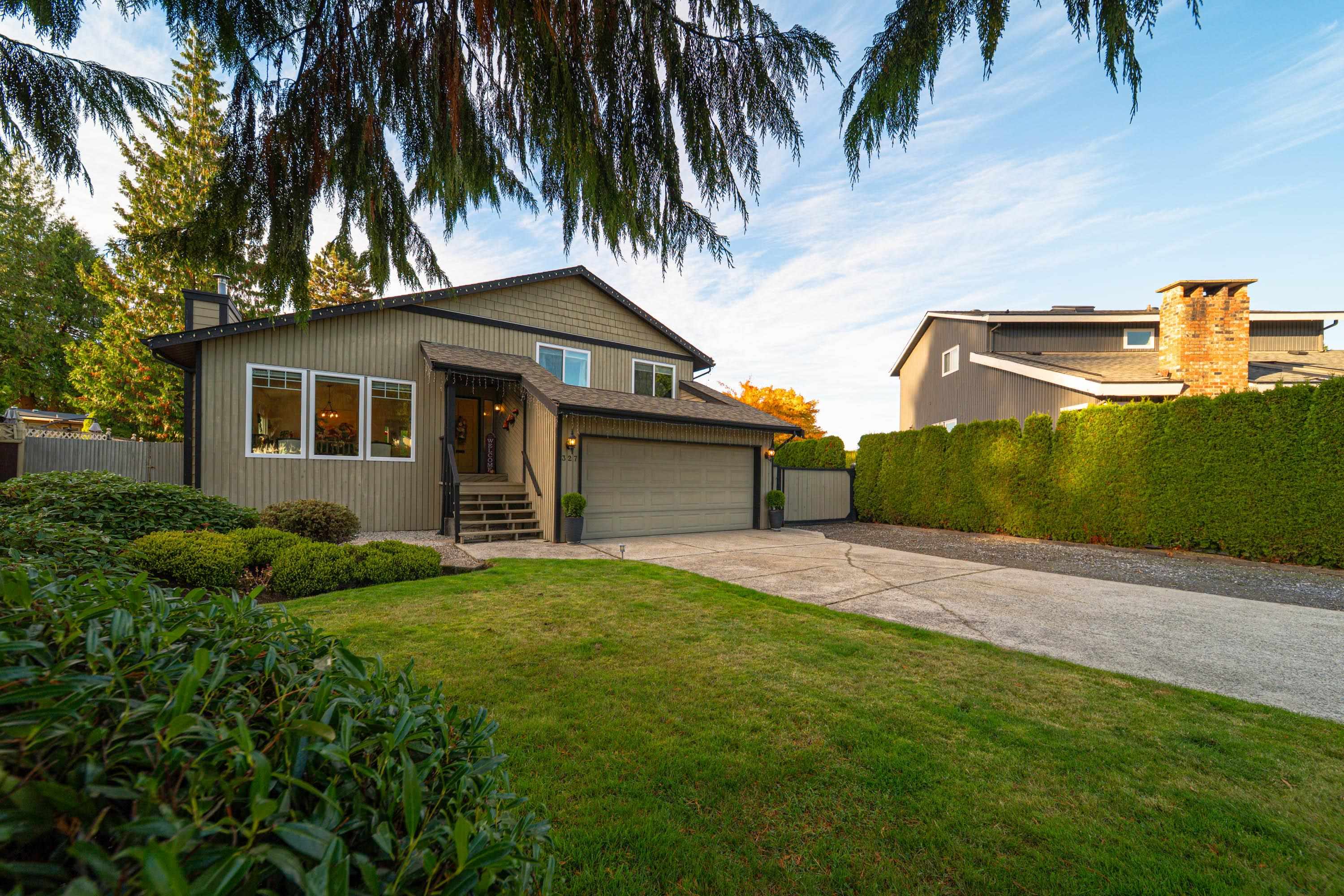 327 MOUNT ROYAL COURT, Port Moody BC V3H 3Z3, R3176061, BC,