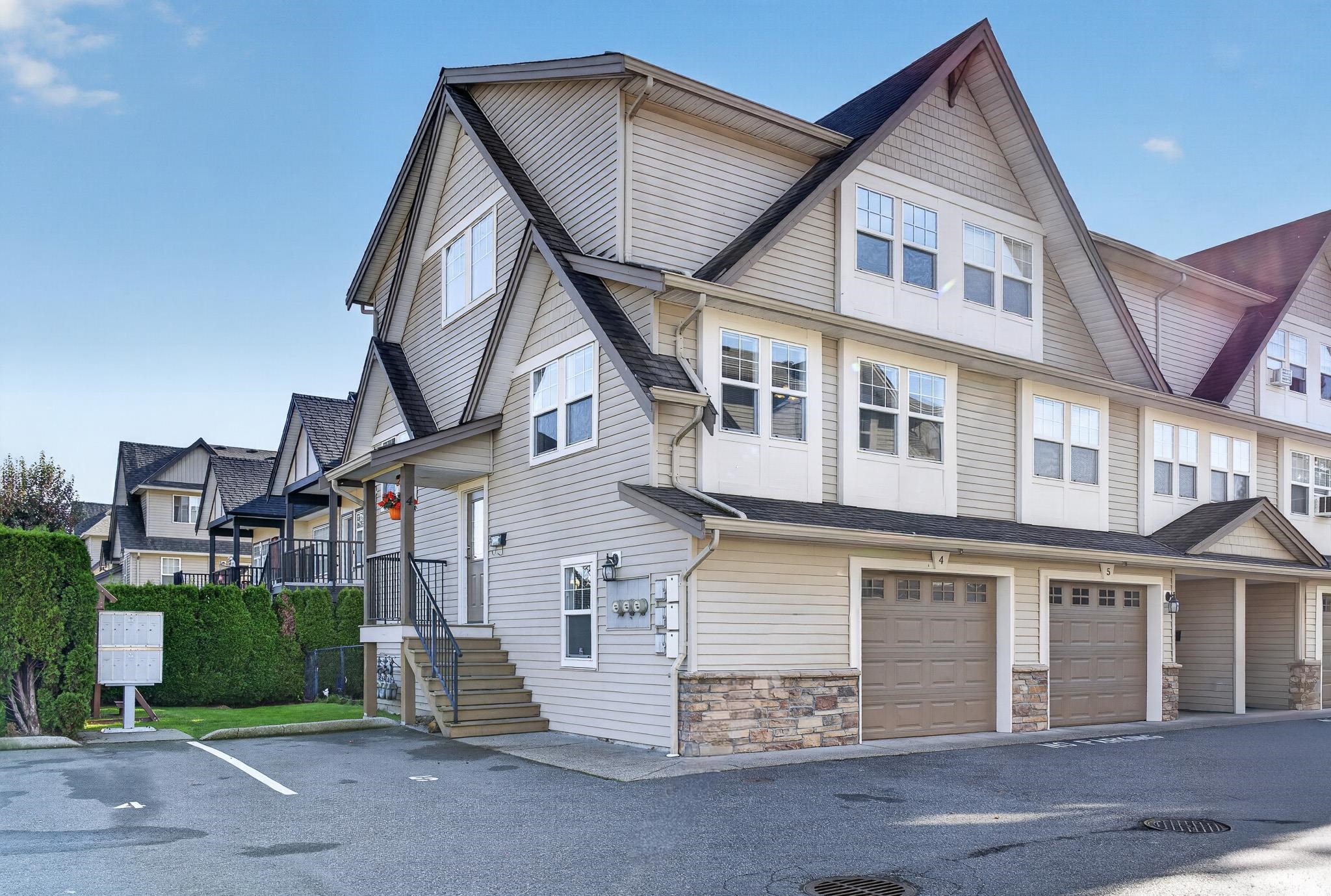 4 46538 FIRST AVENUE, R3176096, BC,