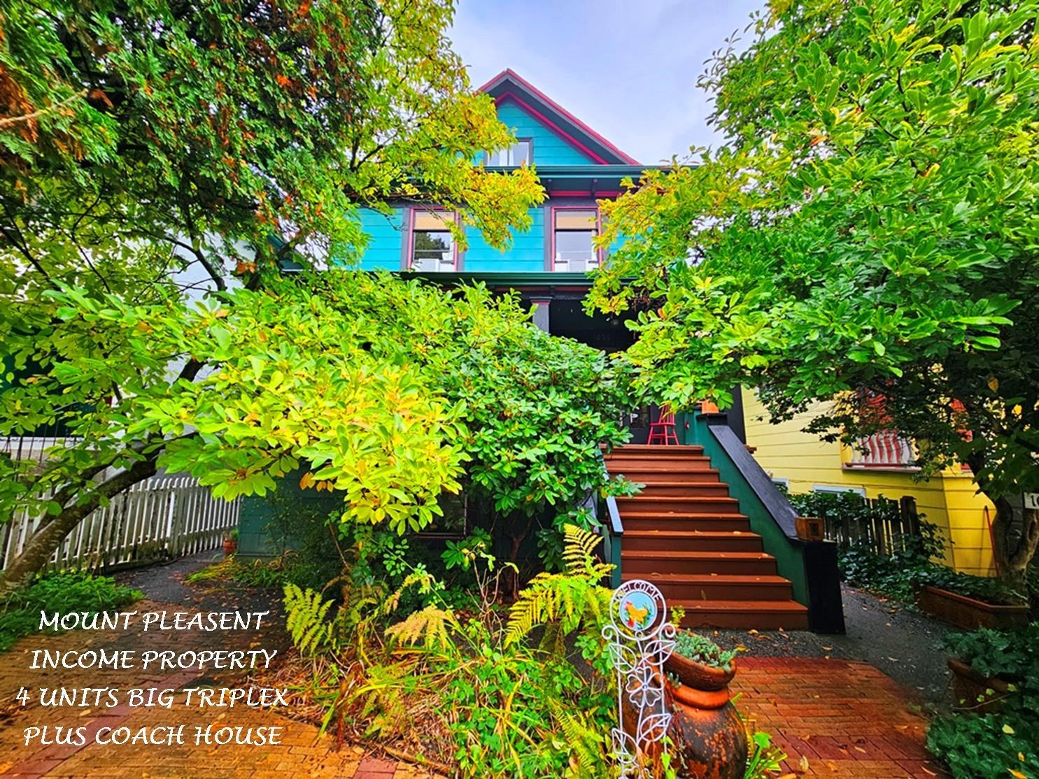 1055 E 11TH AVENUE, Vancouver BC V5T 2G1, R3176126, BC,