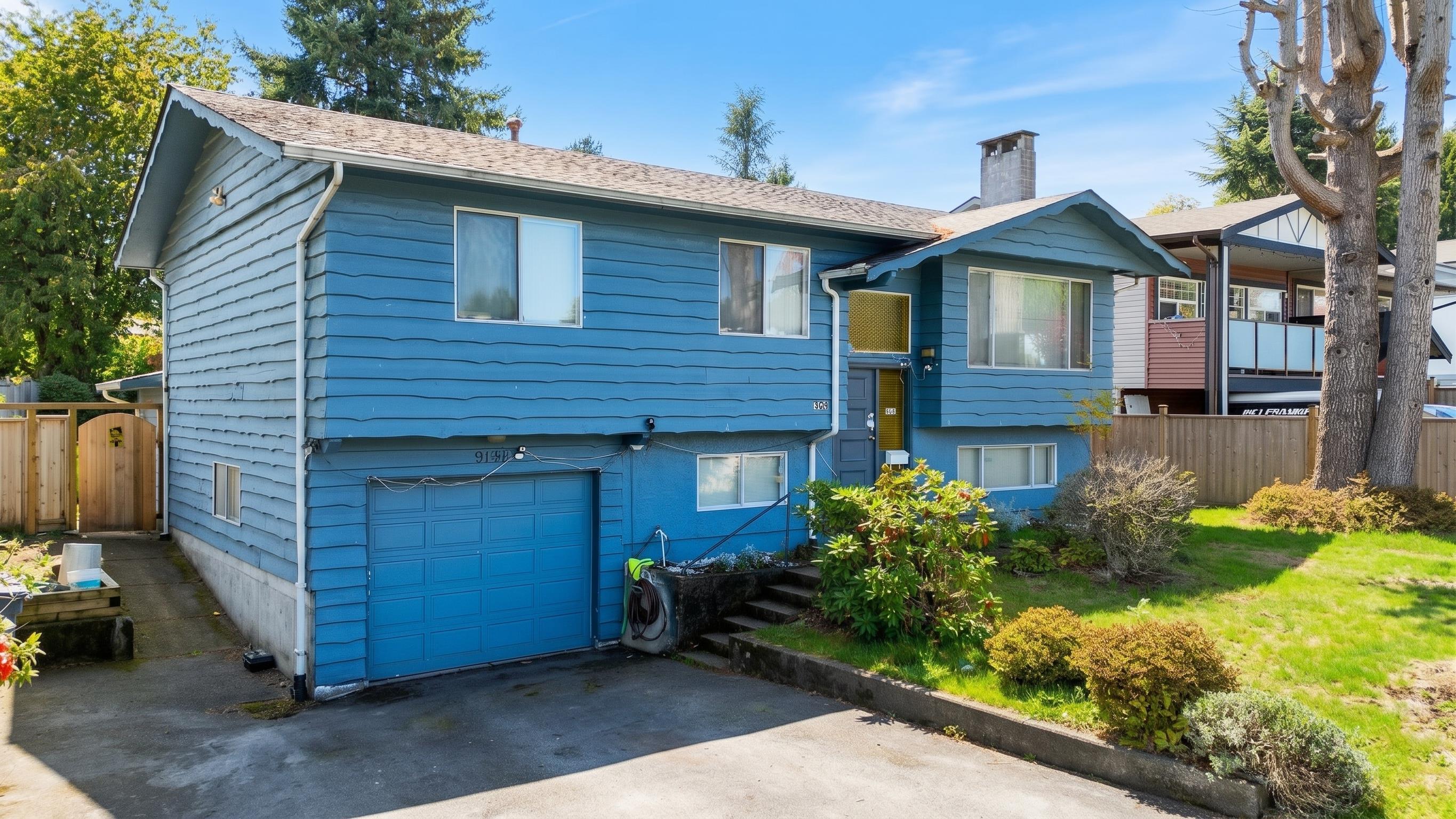 9141 PRINCE CHARLES BOULEVARD, Surrey BC V3V 1S1, R3176187, BC,