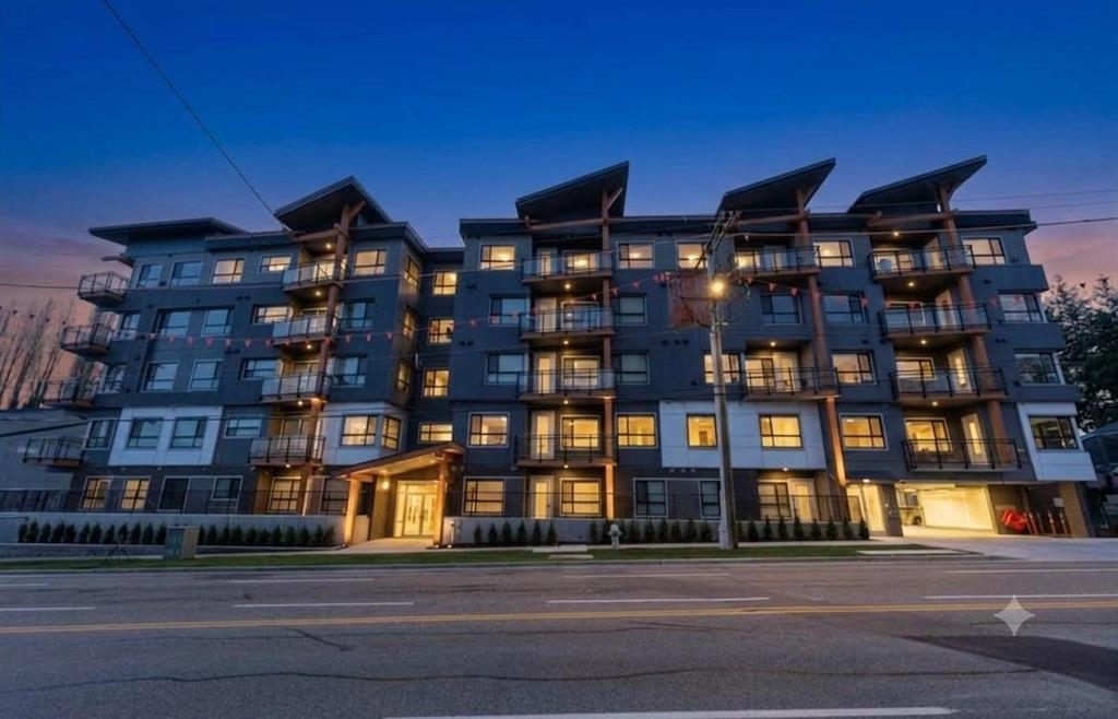 106 33568 GEORGE FERGUSON WAY, R3176218, BC,