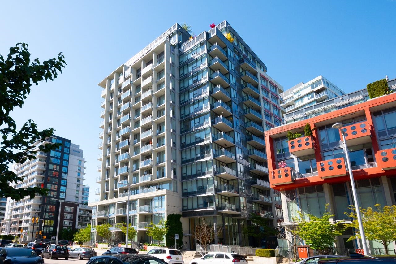 207 111 1ST AVENUE, R3176240, BC,
