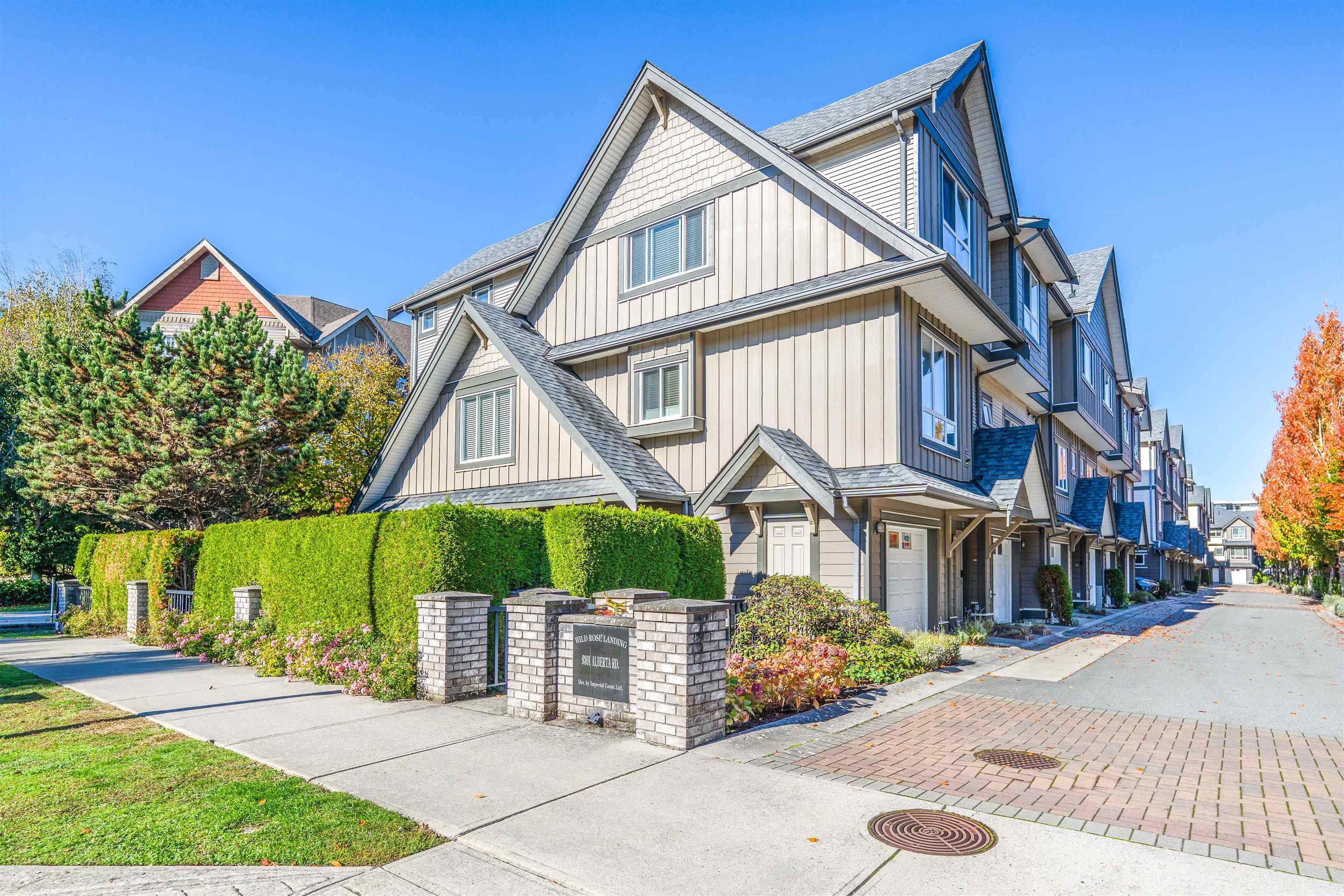 4 9391 ALBERTA ROAD, R3176244, BC,