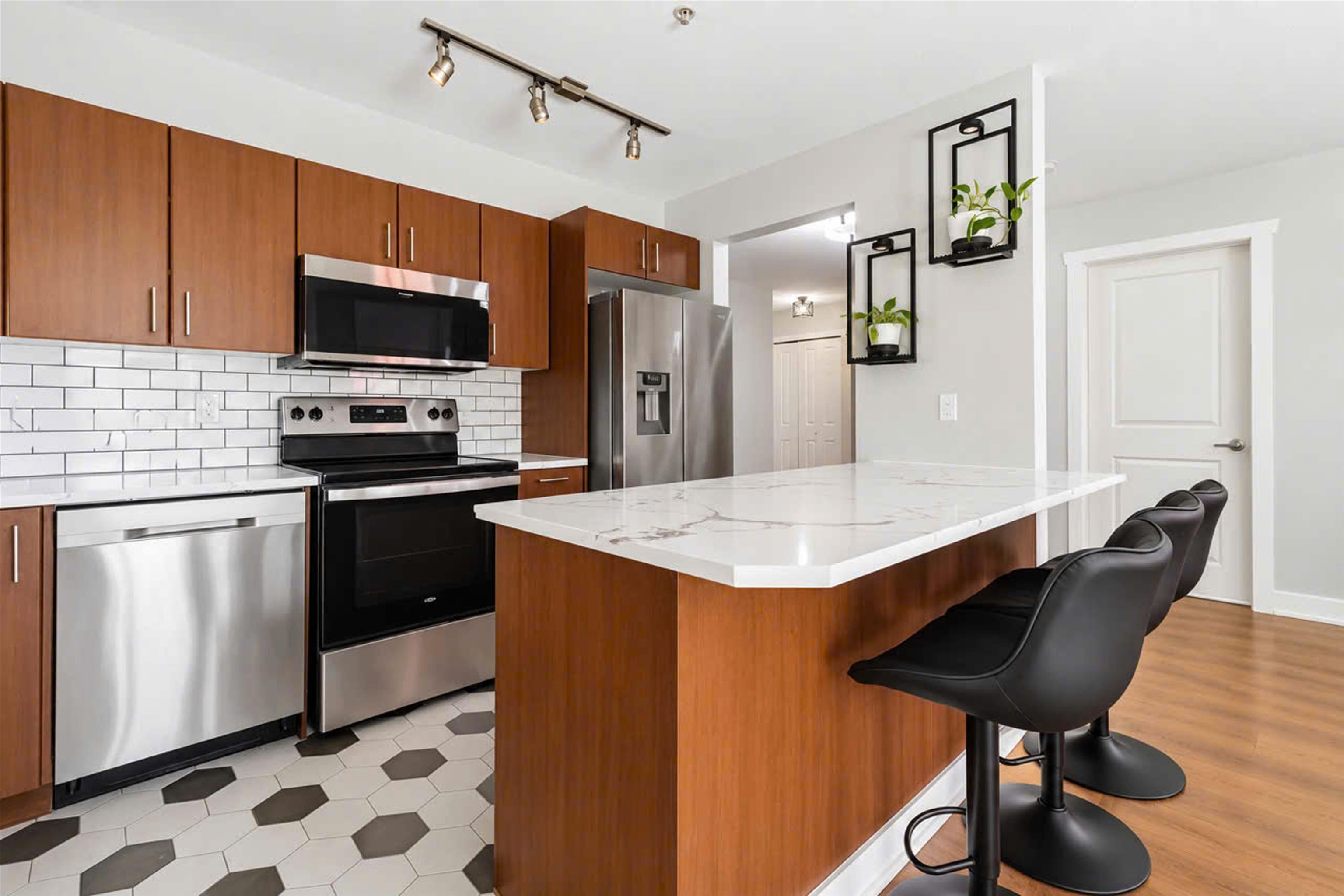 111 45555 YALE ROAD, R3176249, BC,