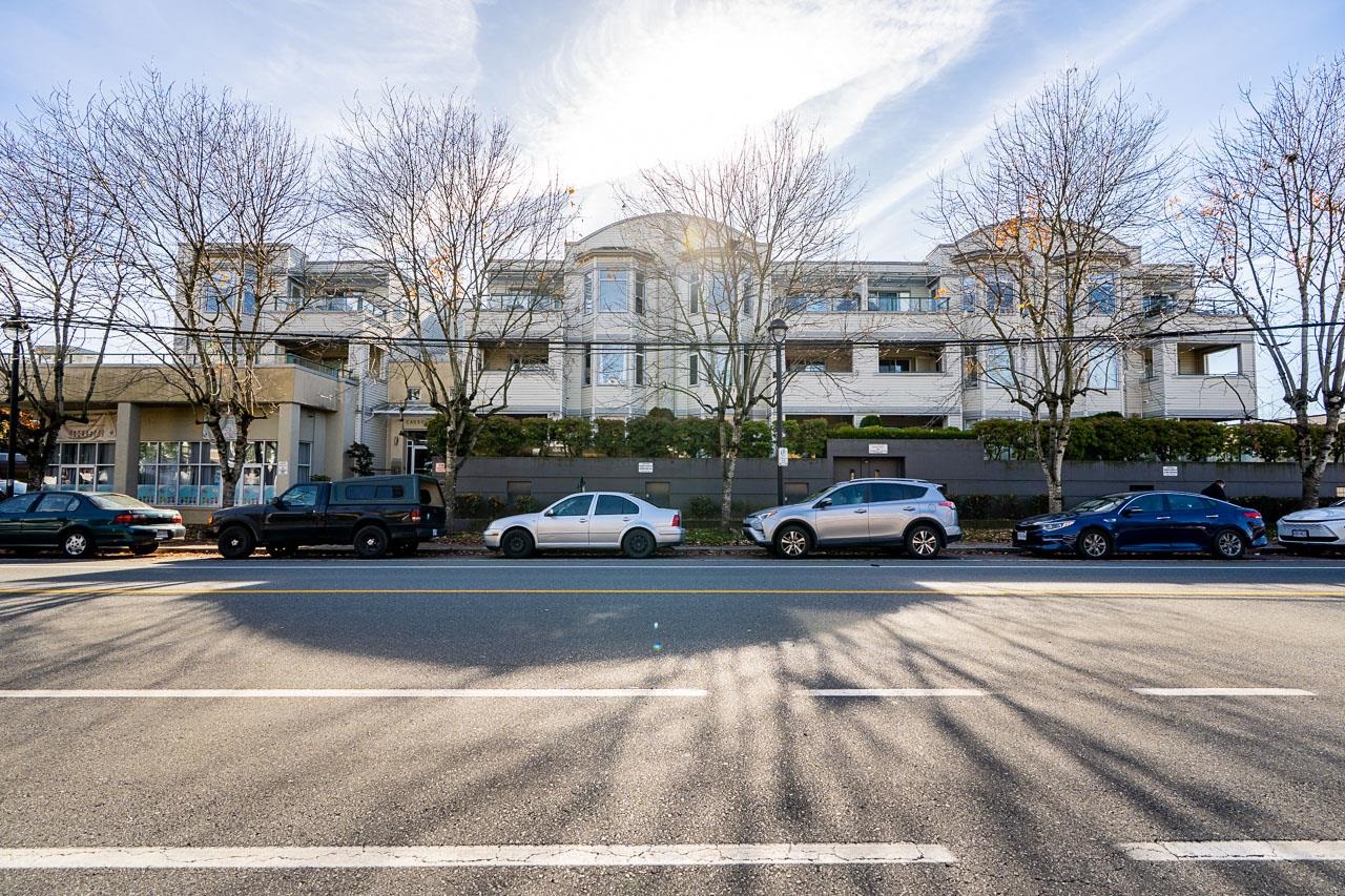 213 20680 56 AVENUE, R3176293, BC,