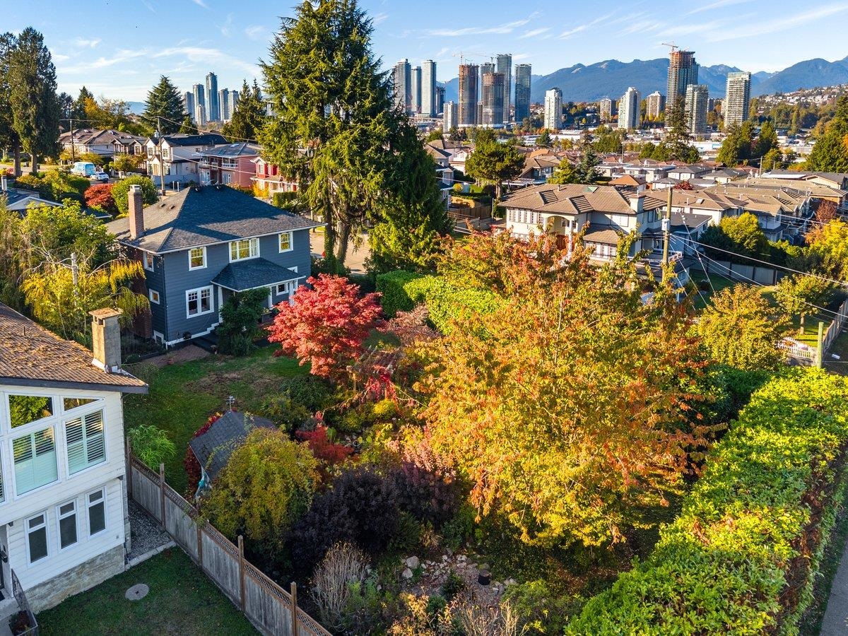 5558 LAUREL STREET, Burnaby BC V5G 1N2, R3176299, BC,