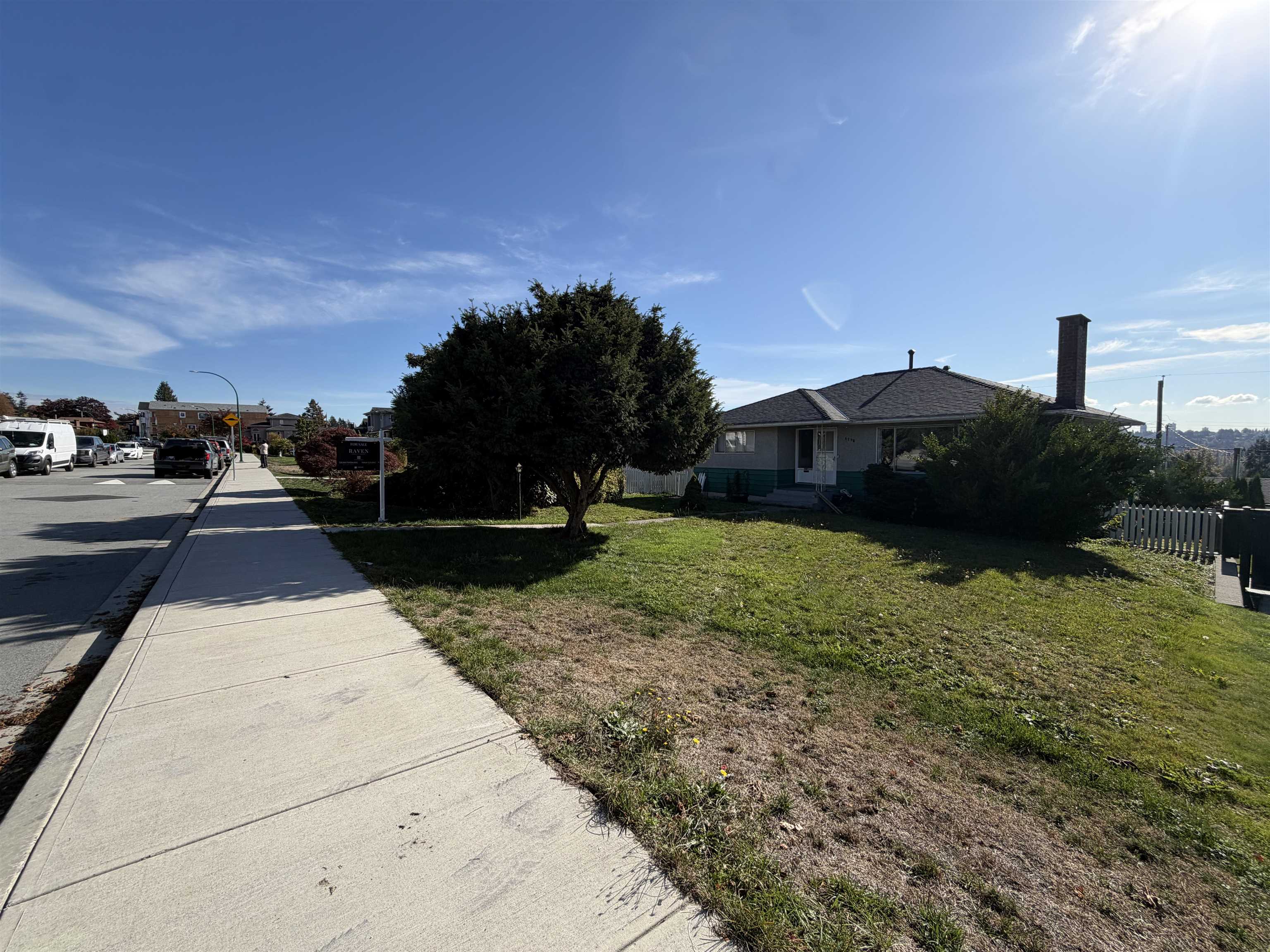 6790 HYCREST DRIVE, Burnaby BC V5B 2X2, R3176357, BC,