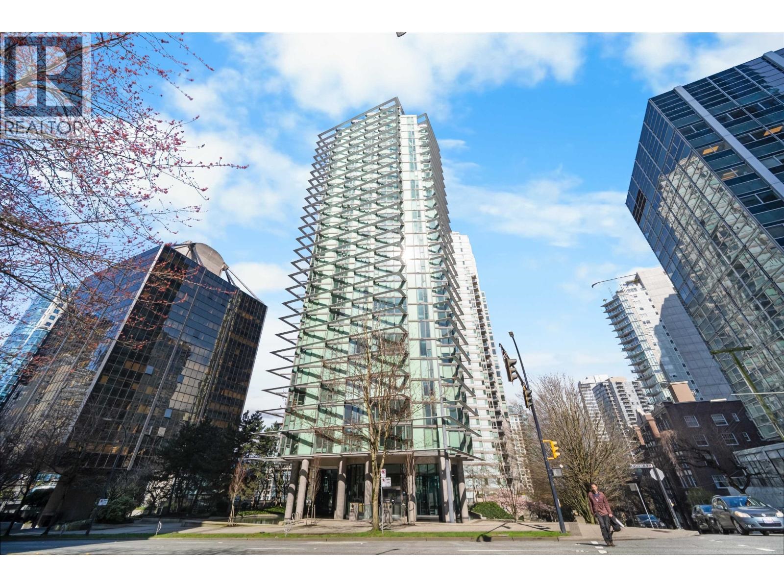 8xx 1331 GEORGIA STREET, R3176404, BC,