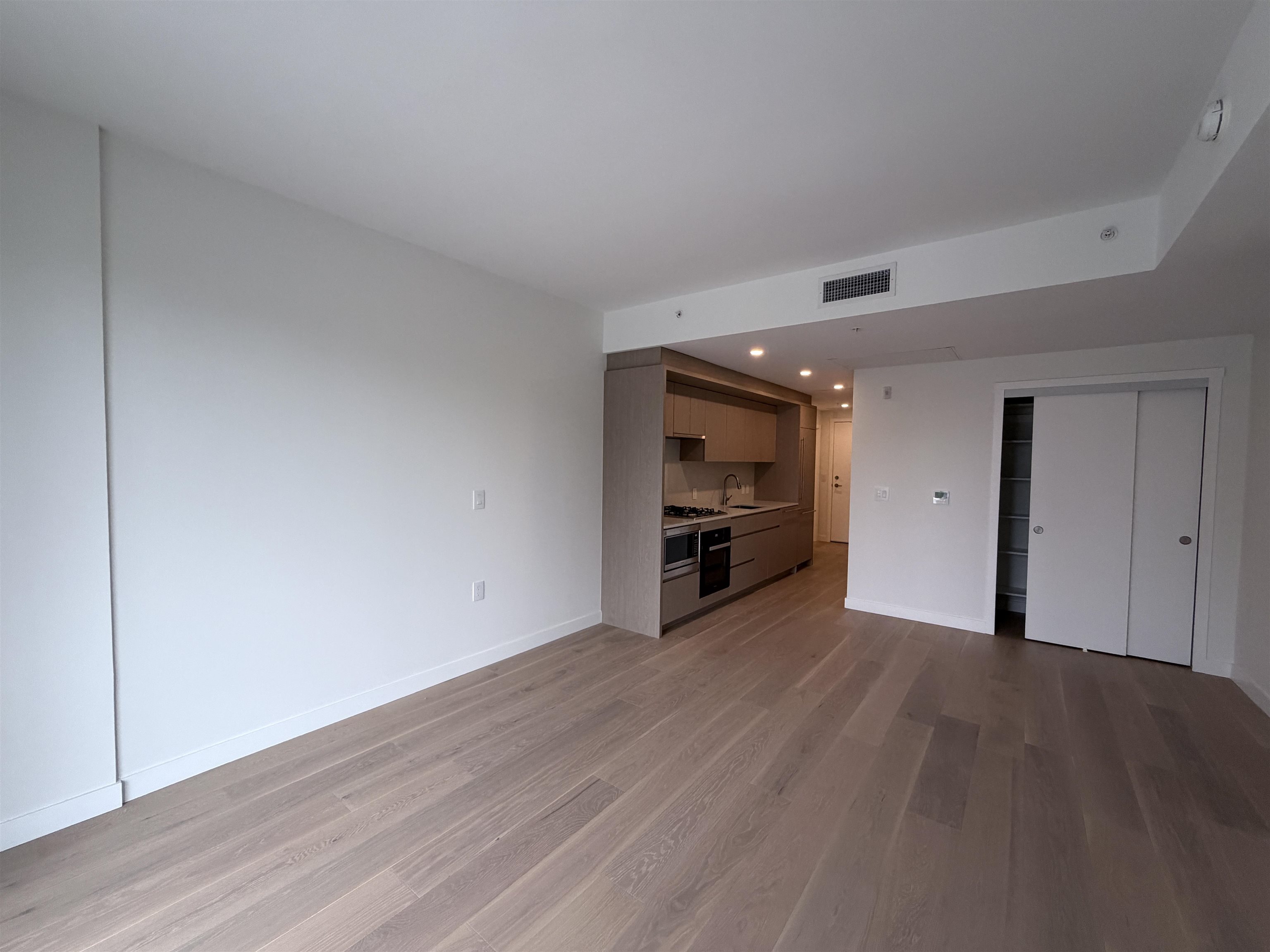 4xx 5212 CAMBIE STREET, R3176448, BC,