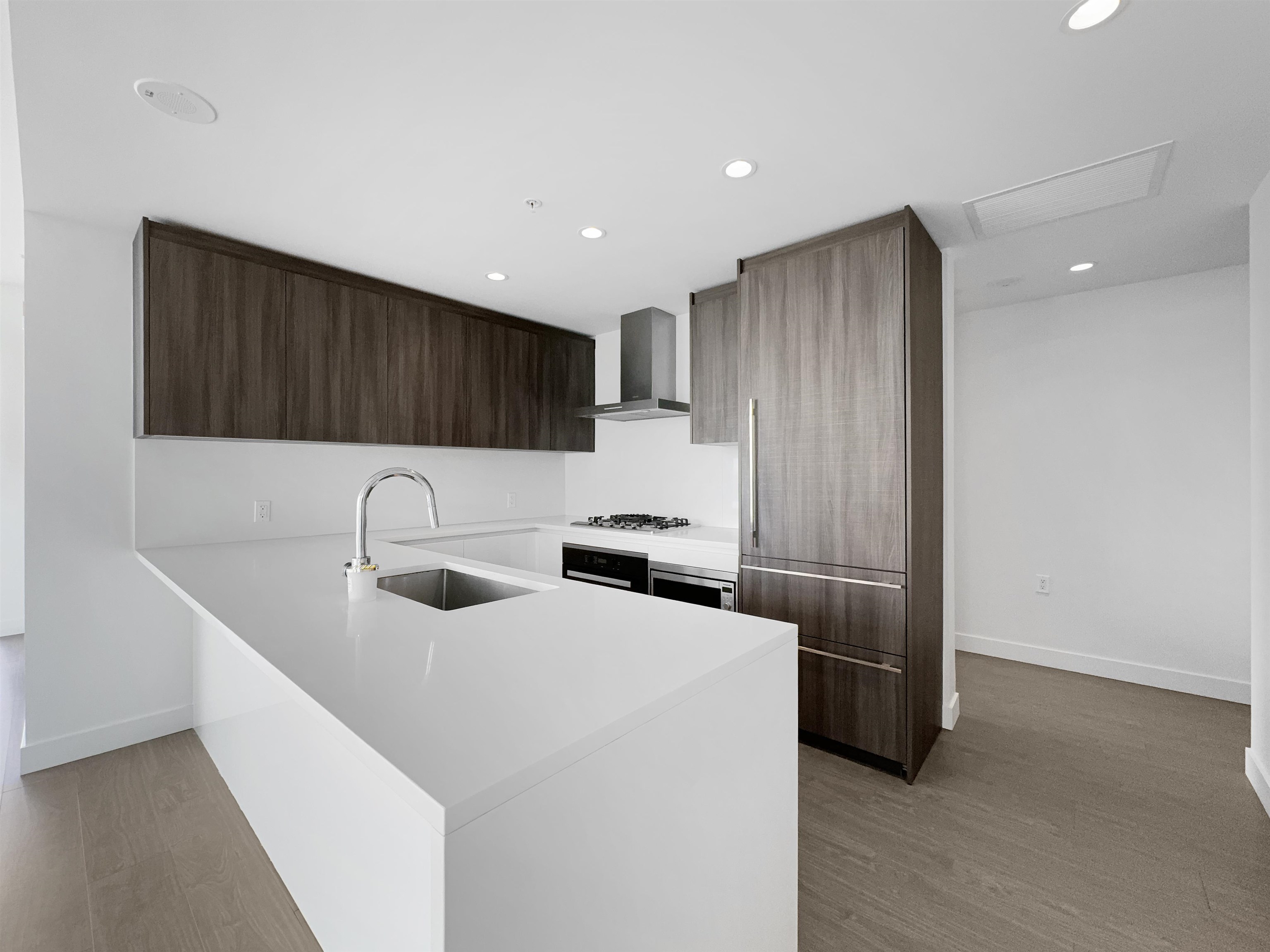 11xx 6320 NO 3 ROAD, R3176508, BC,