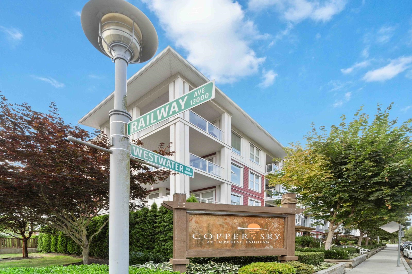 416 4600 WESTWATER DRIVE, R3176531, BC,