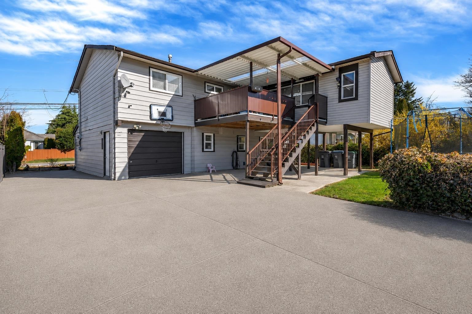 18240 64 AVENUE, Surrey BC V3S 8A7, R3176711, BC,