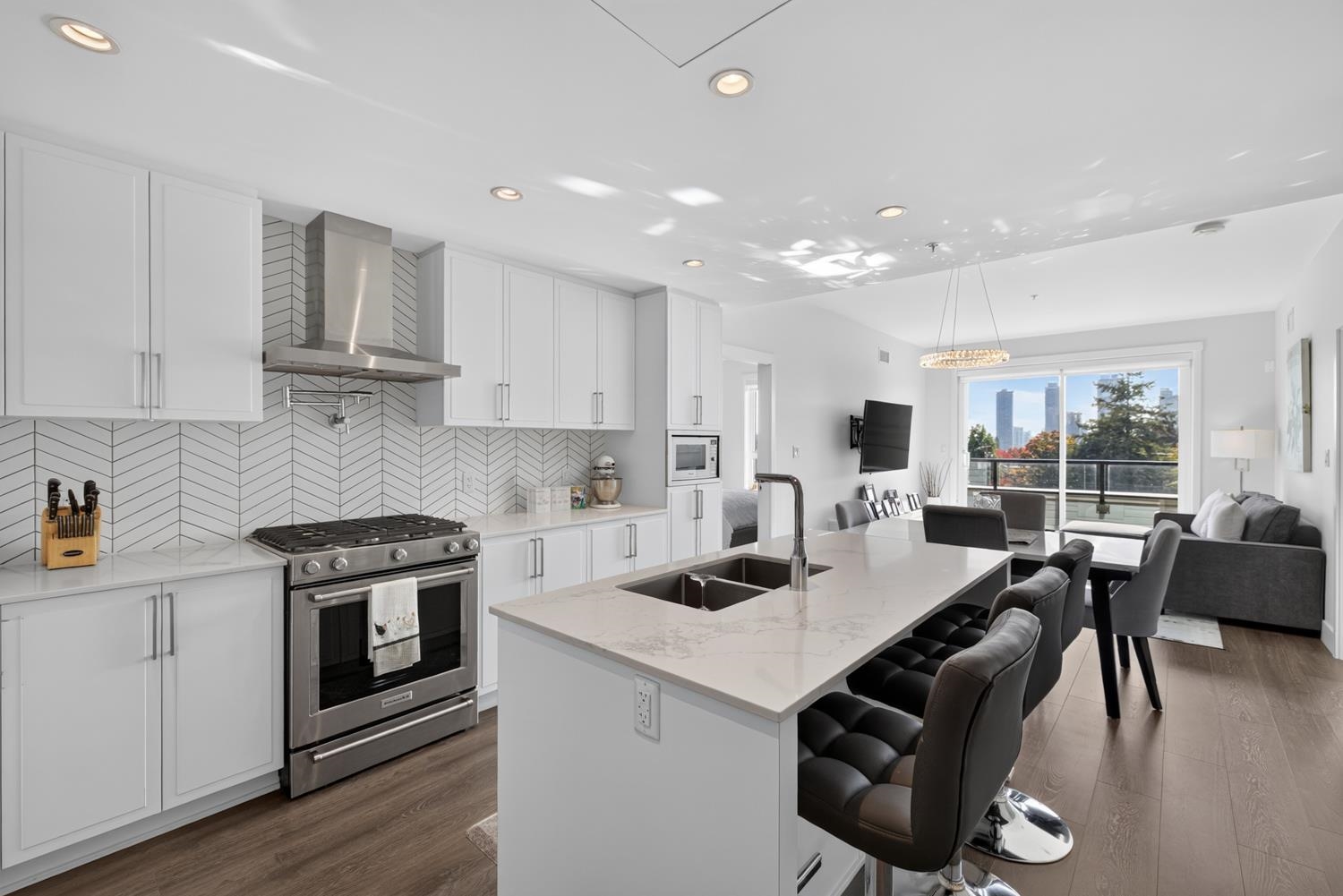 508 4477 HASTINGS STREET, R3176823, BC,