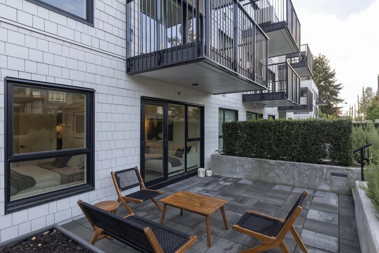 111 2235 BROADWAY, R3176885, BC,