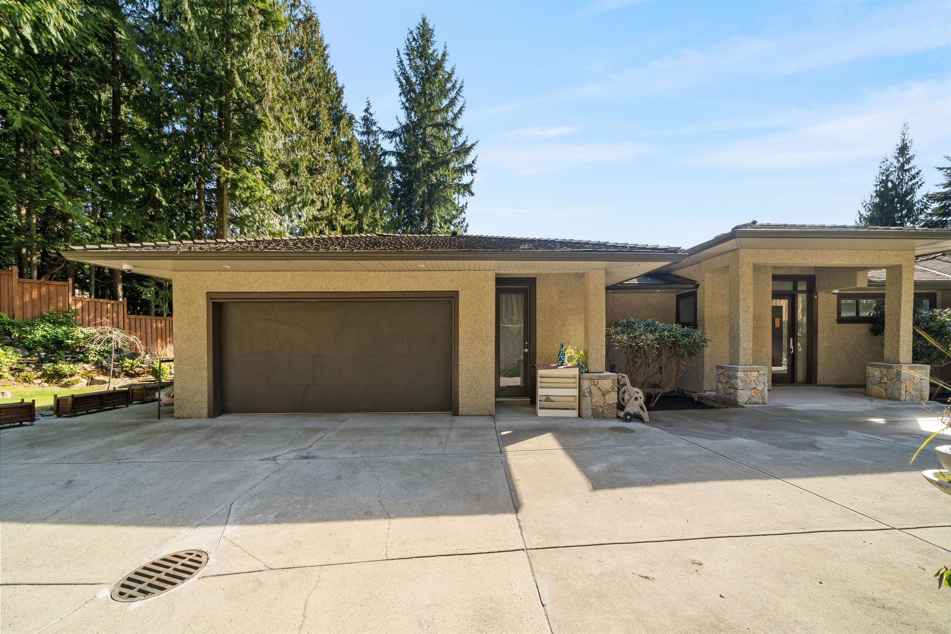 1162 MILLSTREAM ROAD, West Vancouver BC V7S 2C9, R3176961, BC,