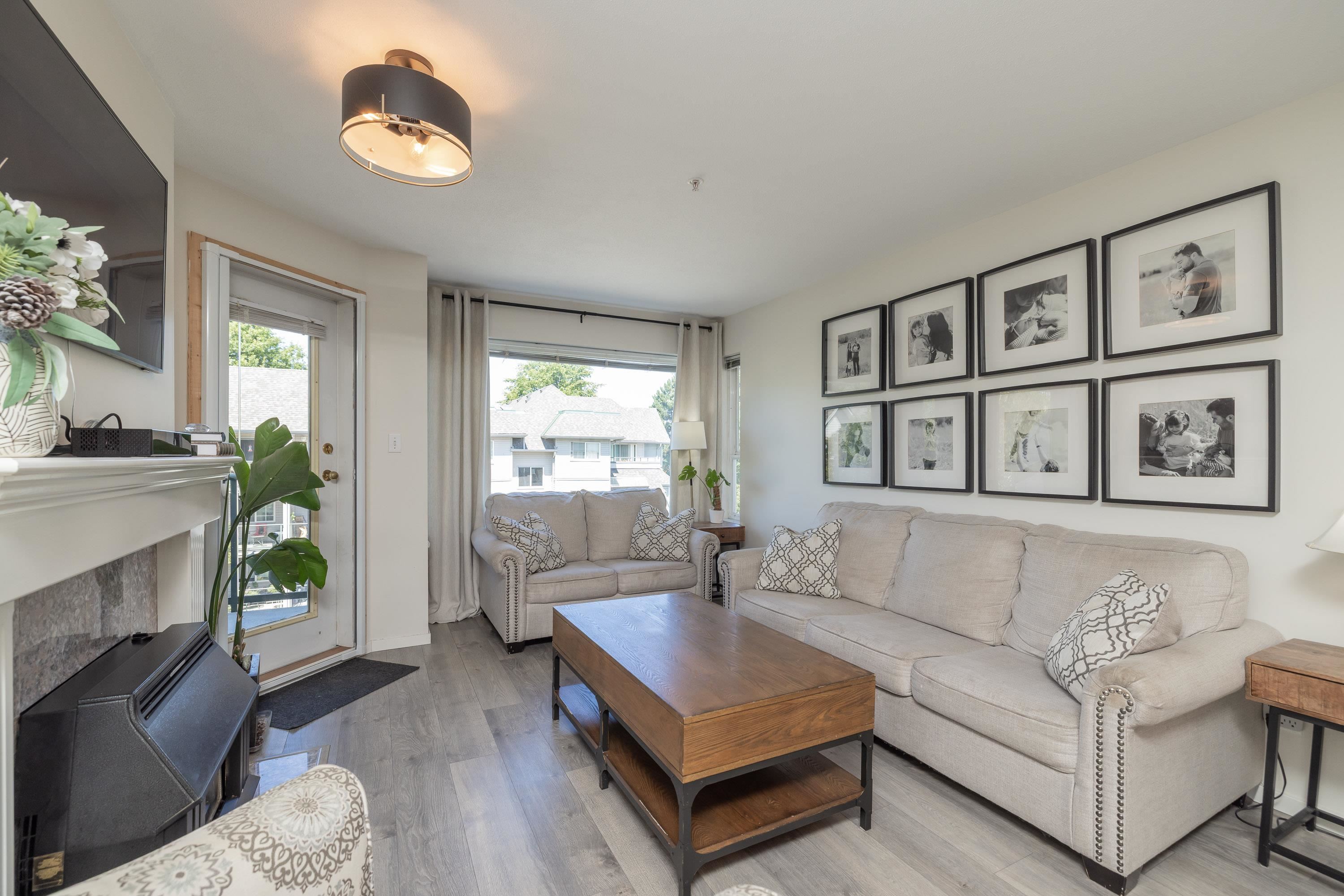 402 33668 KING ROAD, R3177070, BC,