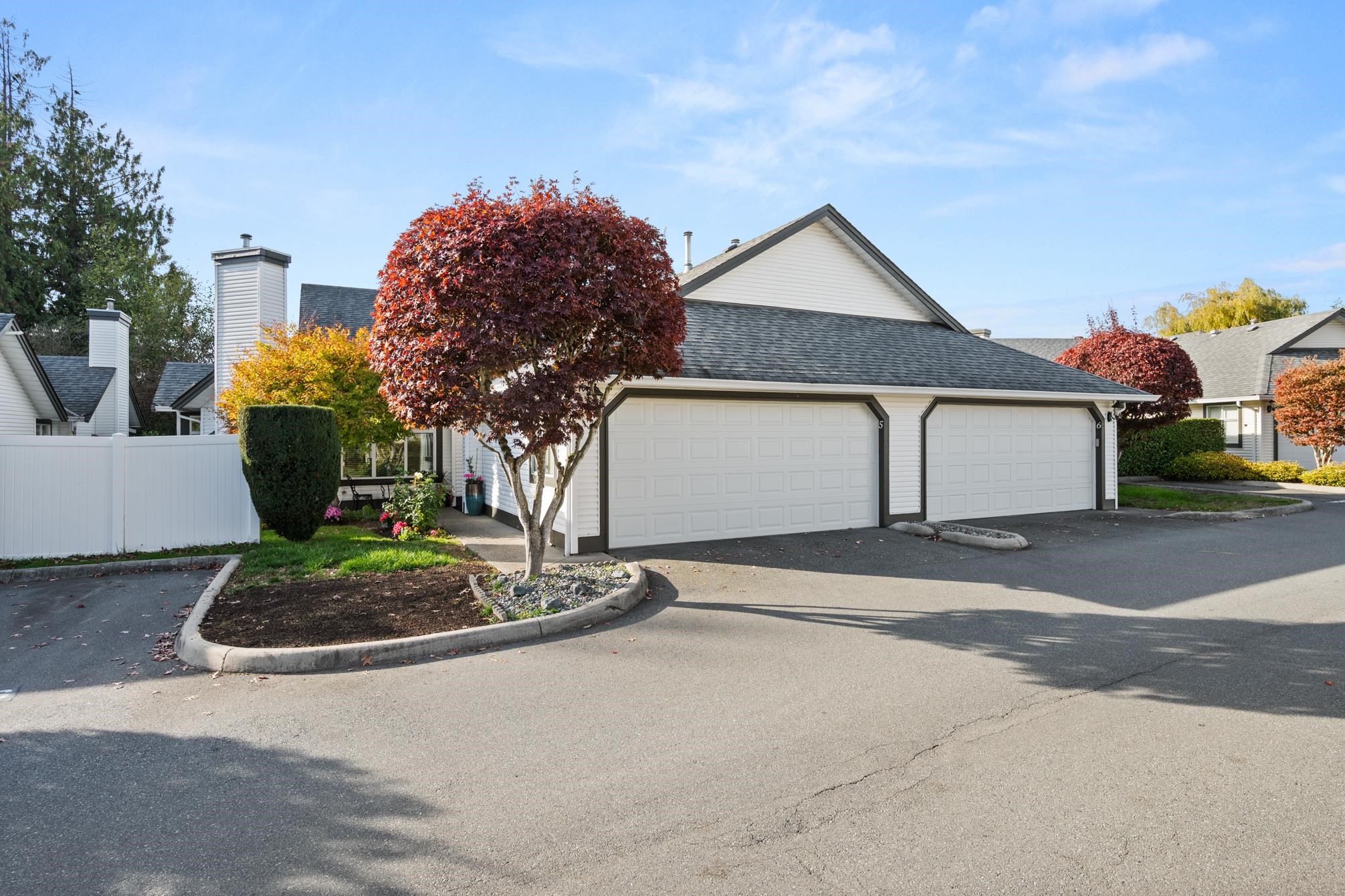 5 19649 53 AVENUE, R3177283, BC,