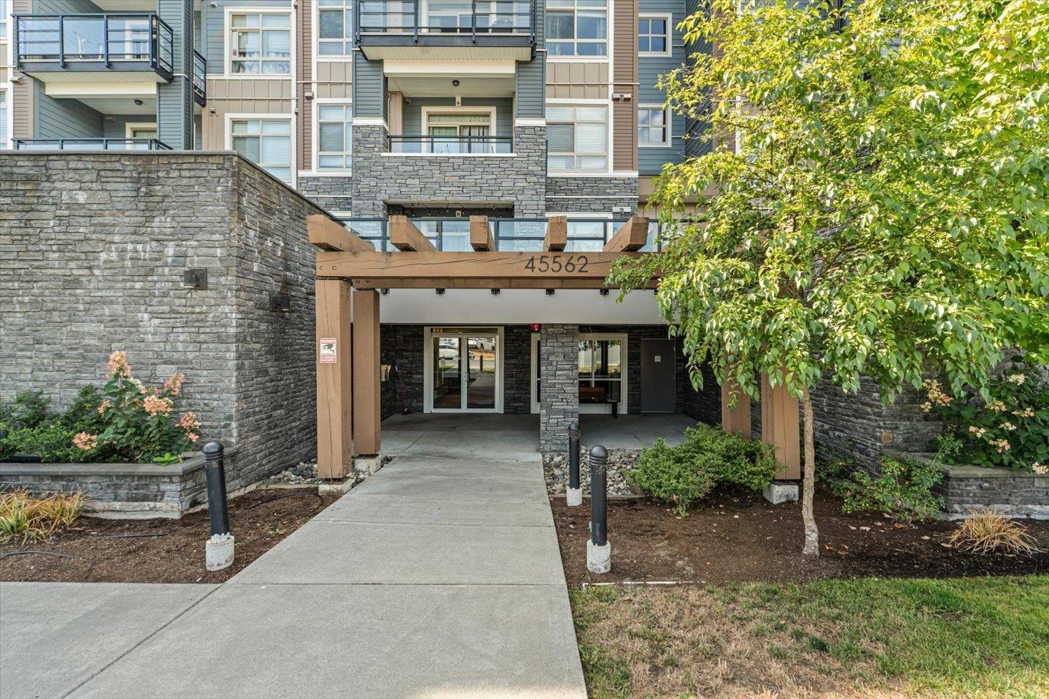 501 45562 AIRPORT ROAD, R3177351, BC,