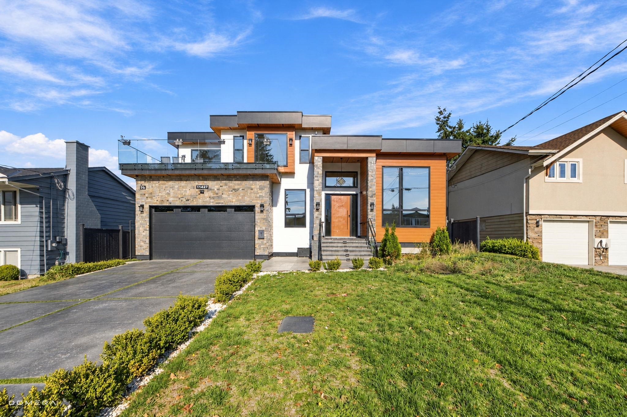 11427 85A AVENUE, Delta BC V4C 2V4, R3177466, BC,