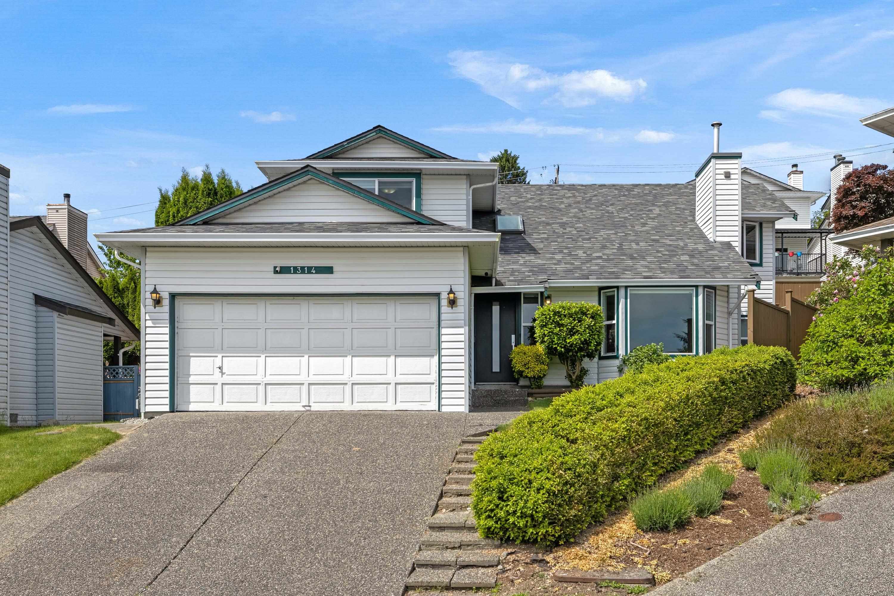 1314 DAIMLER STREET, Coquitlam BC V3B 6P4, R3177497, BC,