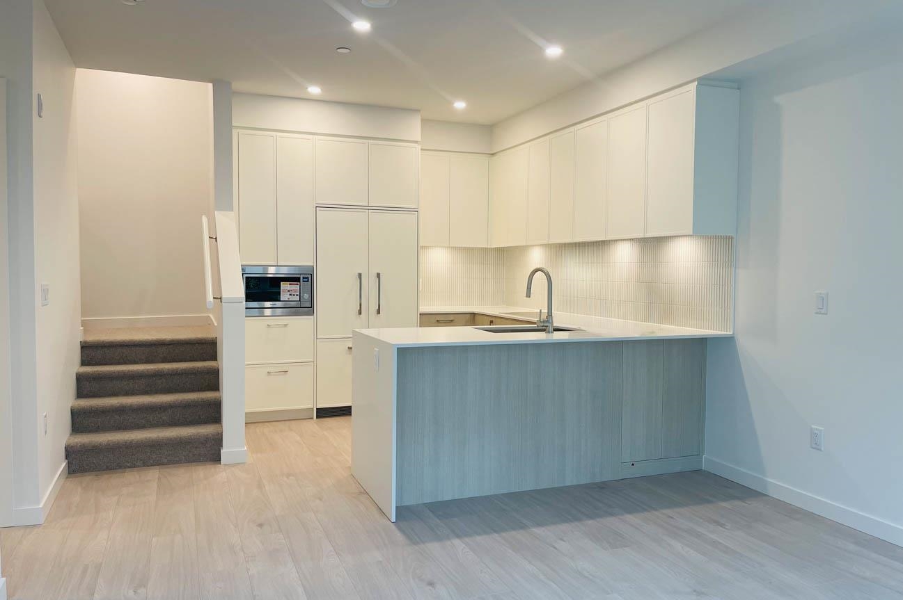 118 958 LYTTON, R3177689, BC,