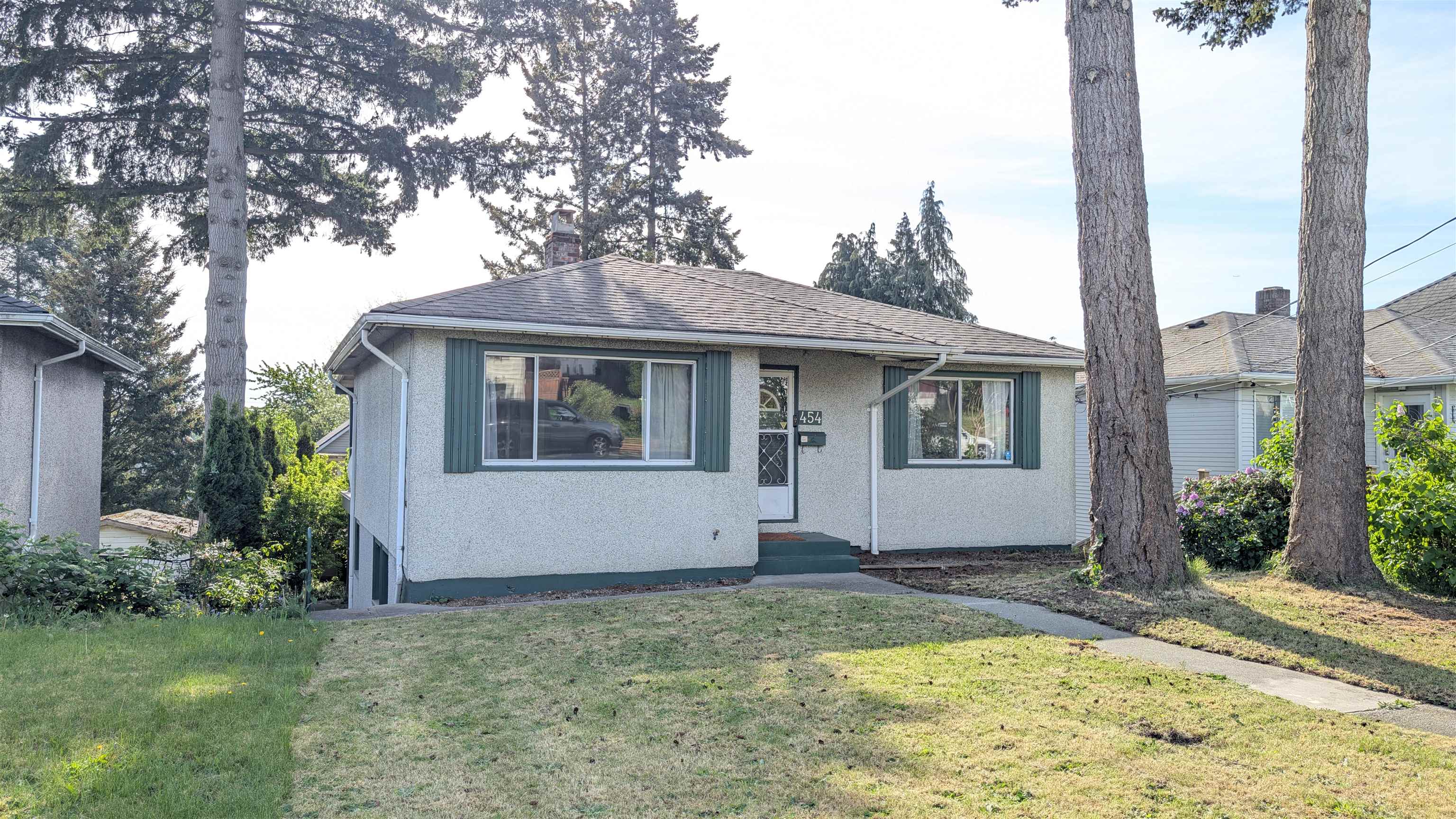 454 WILSON STREET, New Westminster BC V3L 3R8, R3177806, BC,