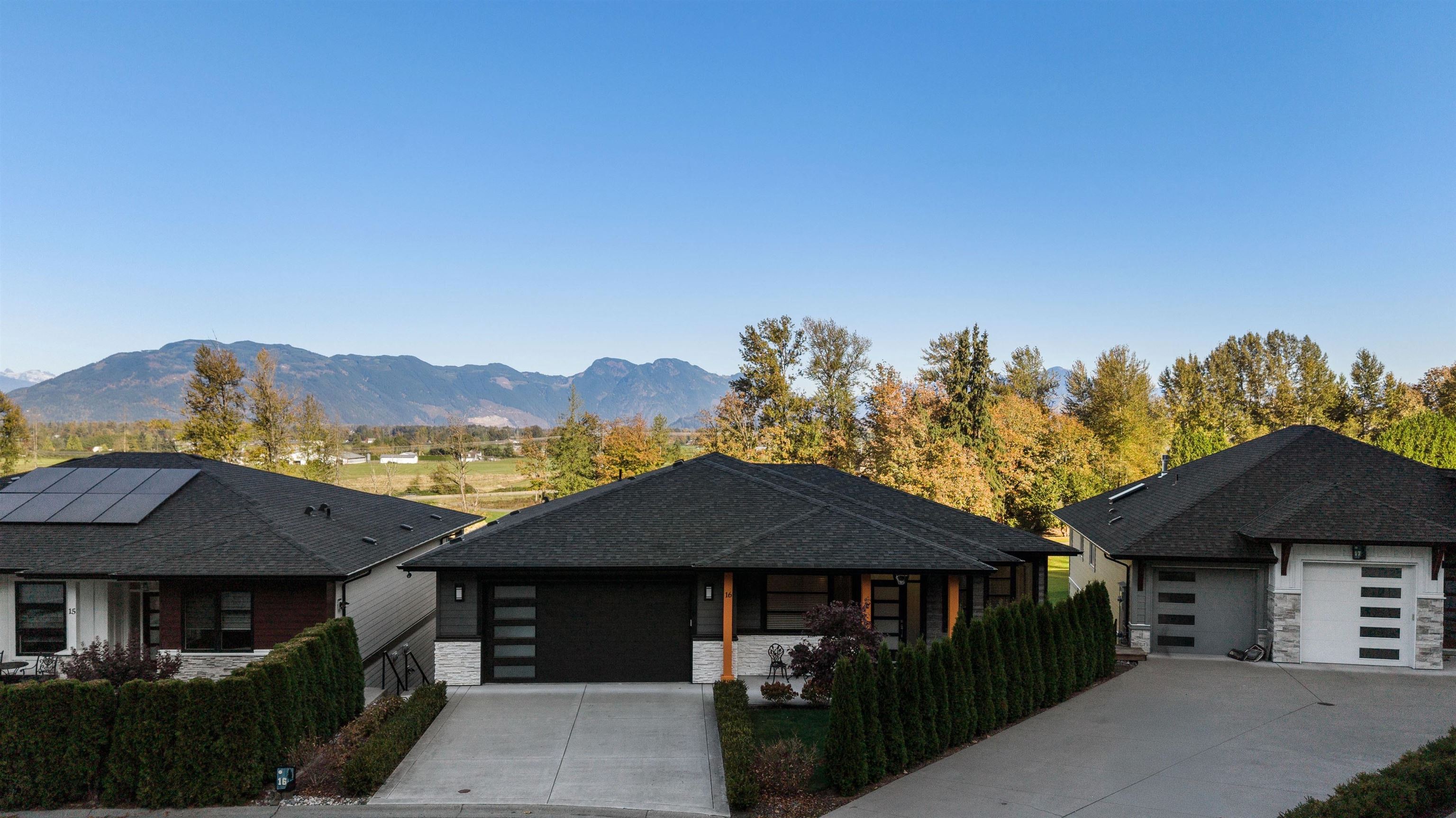 16 50778 LEDGESTONE PLACE, R3177866, BC,