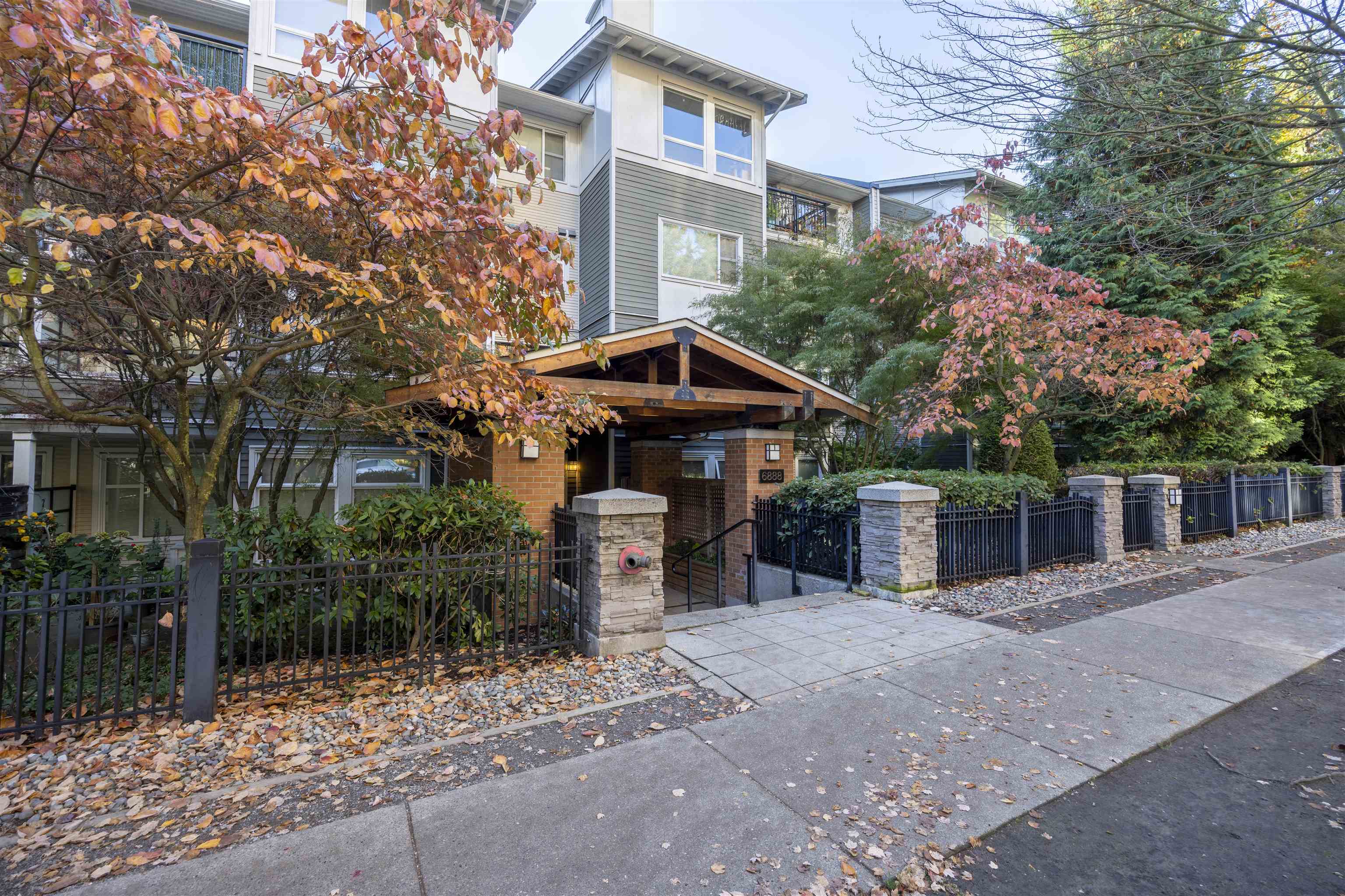 106 6888 SOUTHPOINT DRIVE, R3177975, BC,