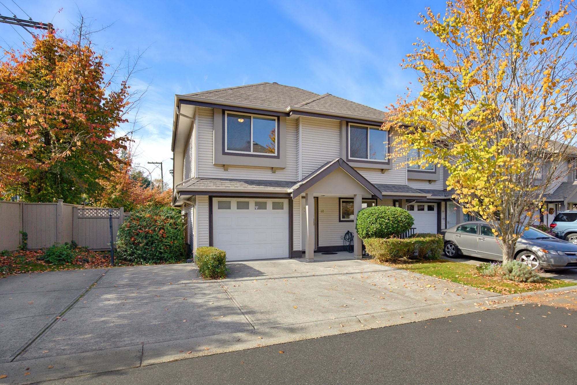 32 11860 210TH STREET, R3177986, BC,