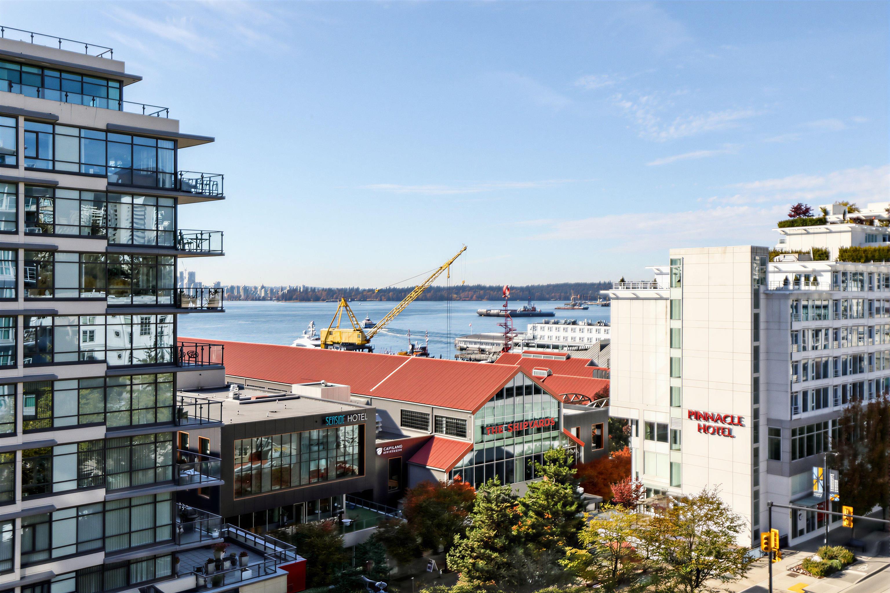 806 168 ESPLANADE AVENUE, R3178010, BC,