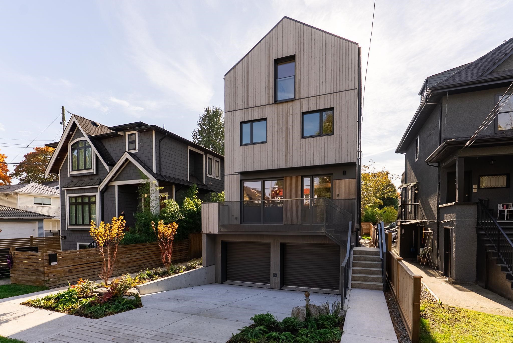 1 60 17TH AVENUE, R3178070, BC,