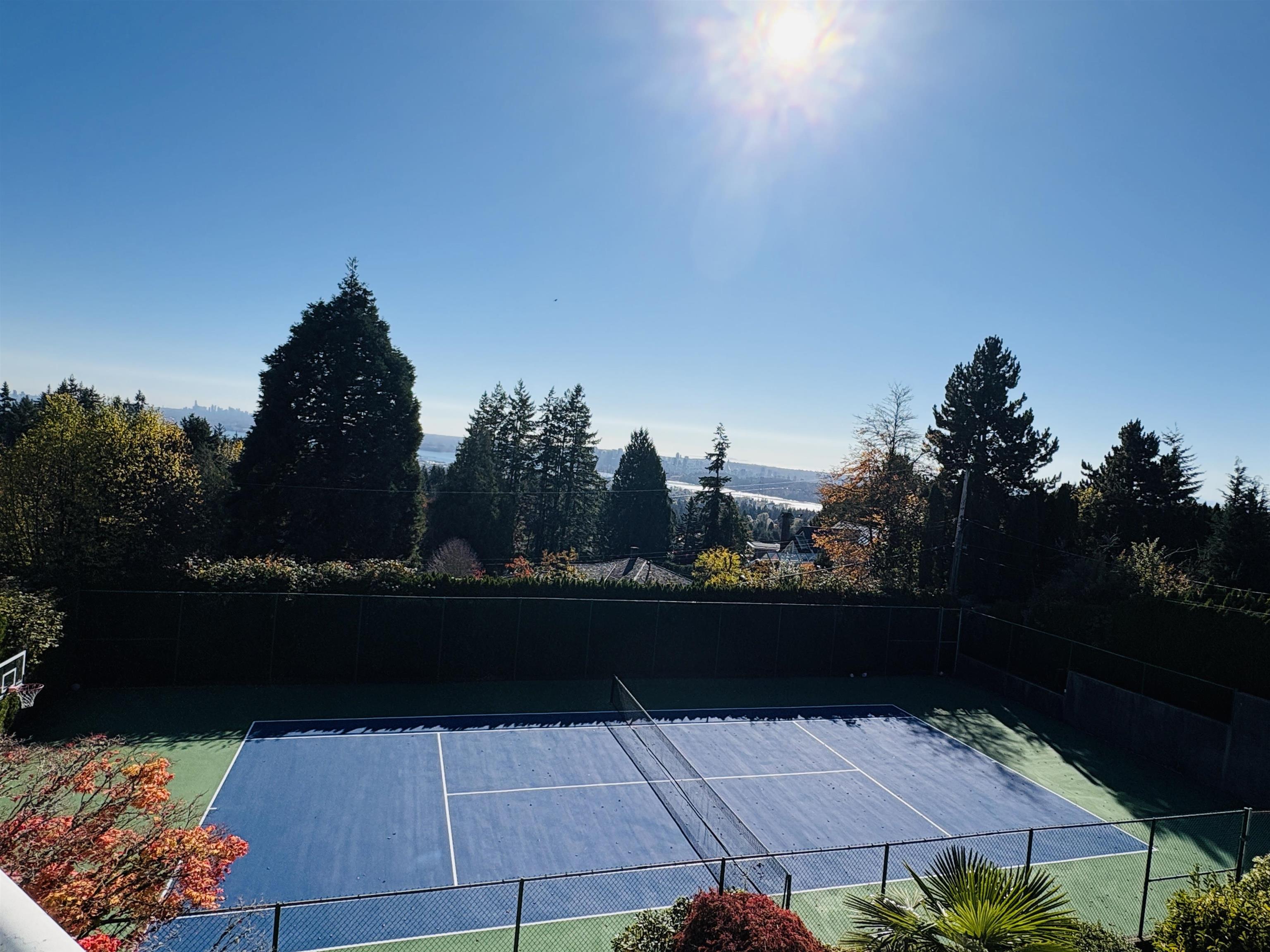 620 KNOCKMAROON ROAD, West Vancouver BC V7S 1R6, R3178123, BC,
