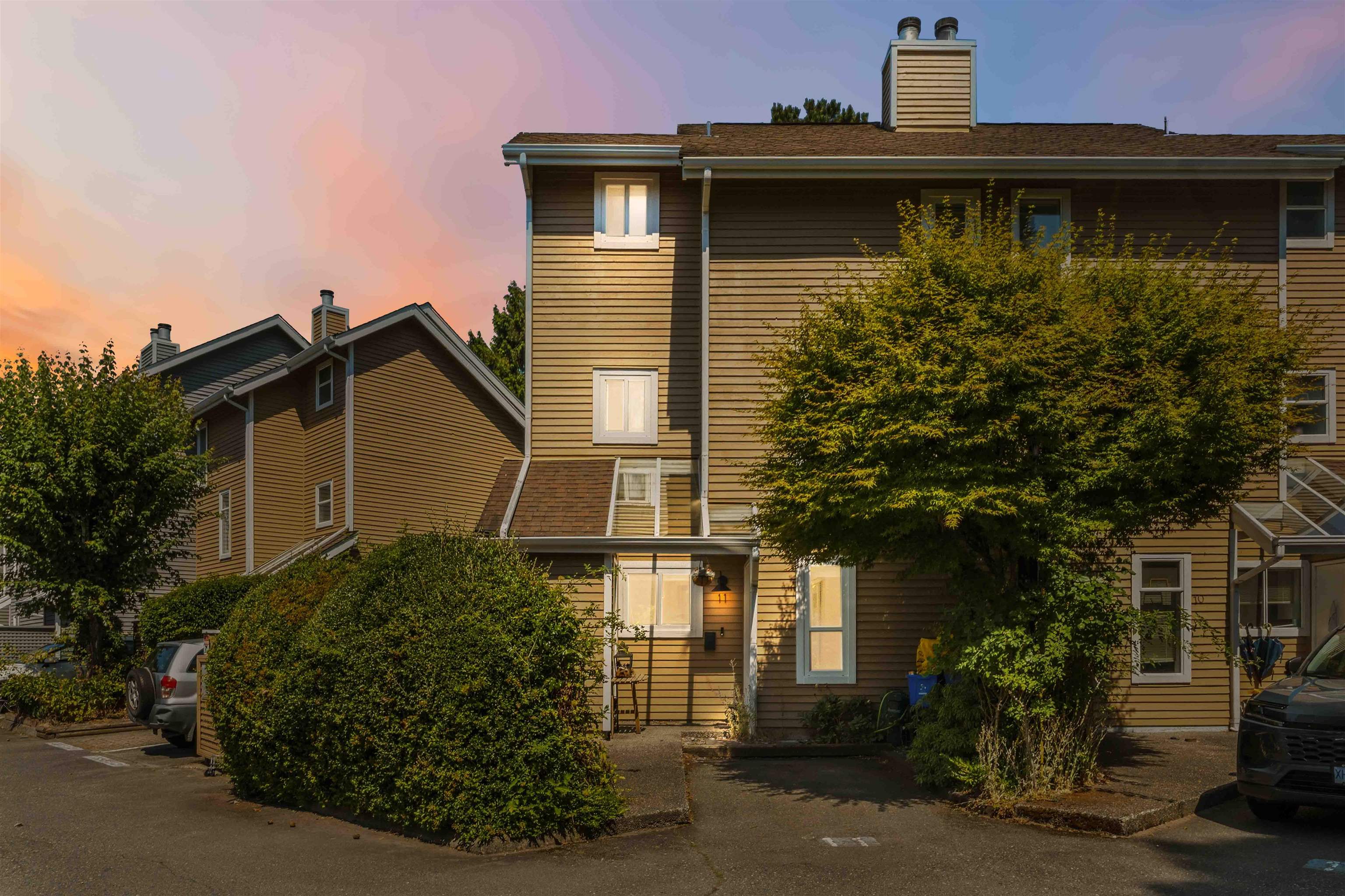 11 7400 MINORU BOULEVARD, R3178212, BC,