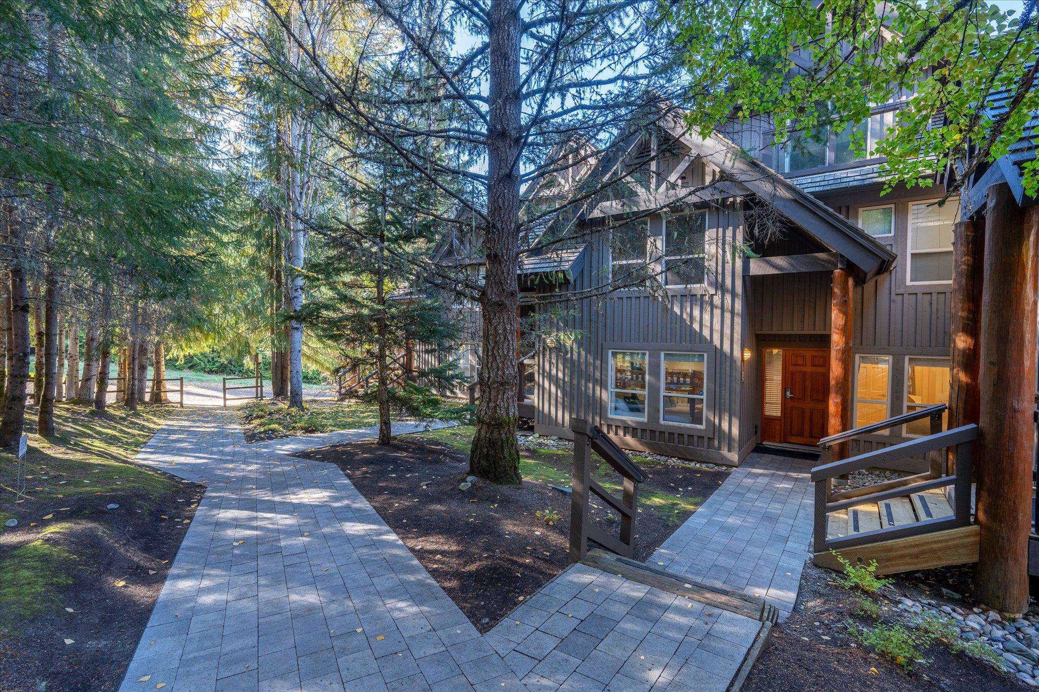 MLS® listing #R3178242 for sale located at 43 4891 PAINTED CLIFF ROAD