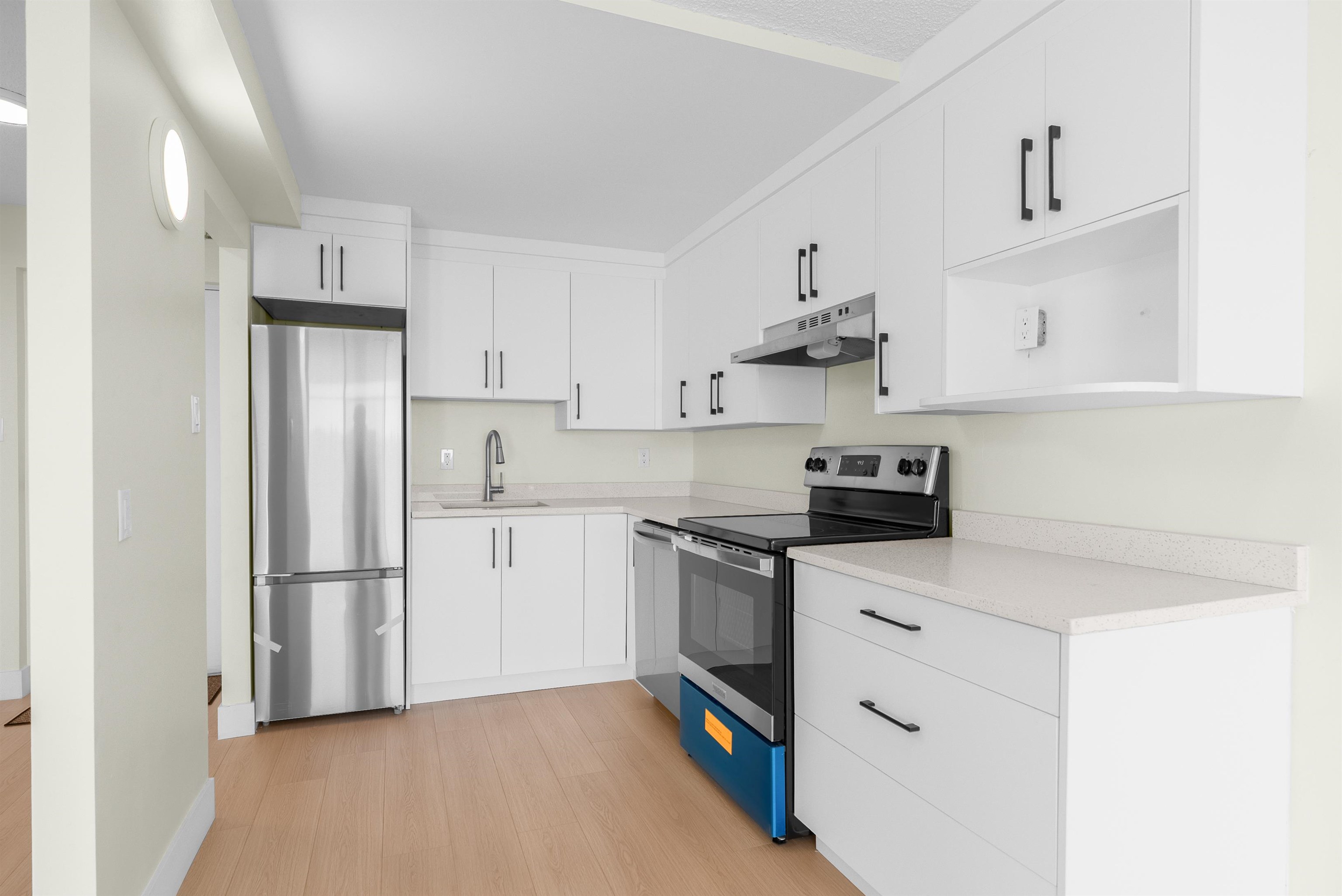 807 6631 MINORU BOULEVARD, R3178258, BC,