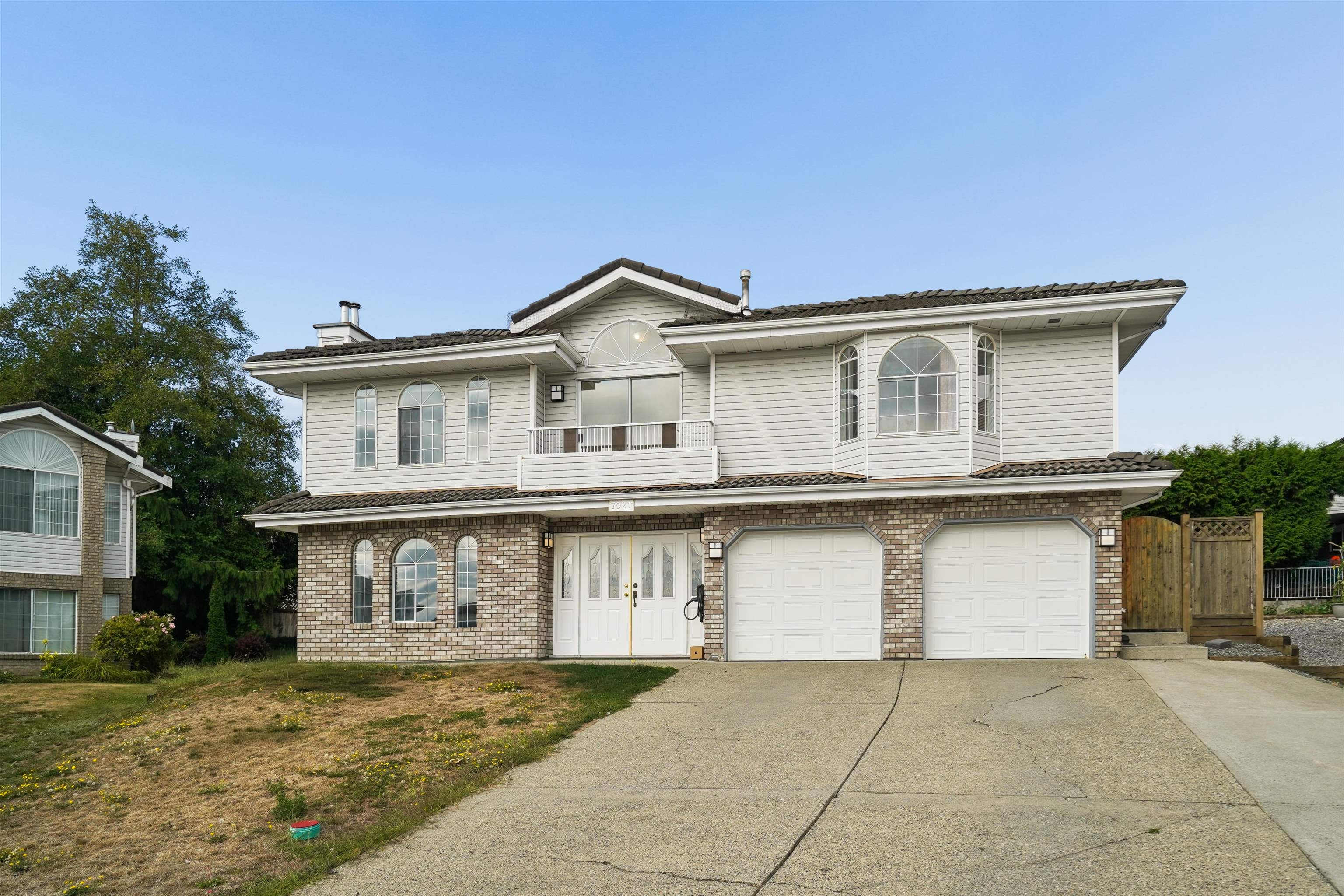 7021 143A STREET, Surrey BC V3W 0X5, R3178267, BC,