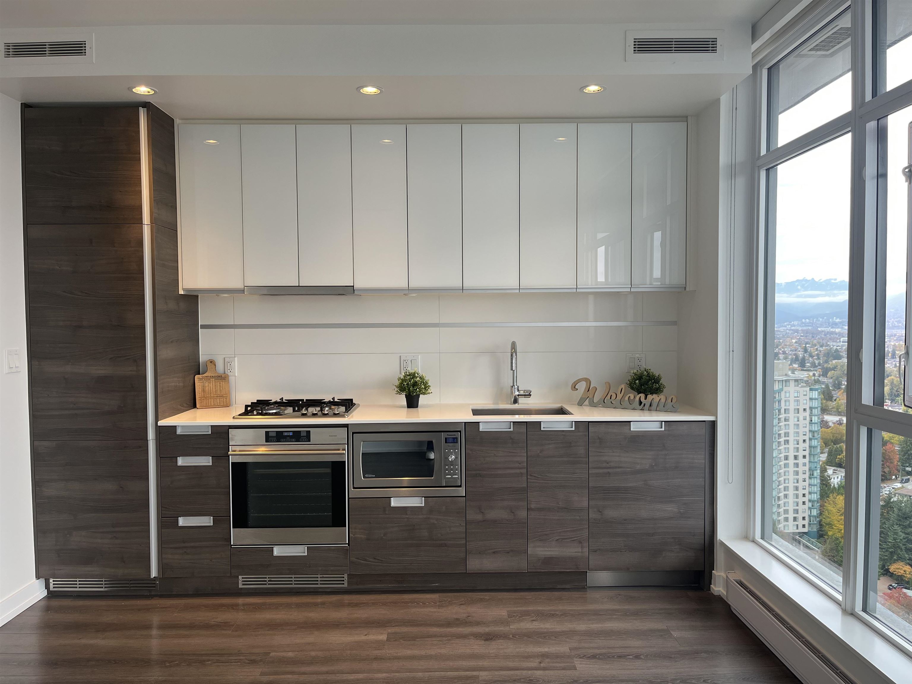 4688 KINGSWAY STREET, Burnaby BC V5H 0E9, R3178292, BC,