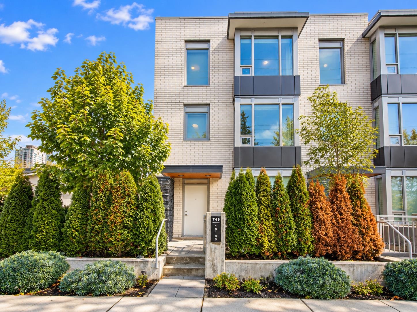 9 10180 133 STREET, R3178443, BC,