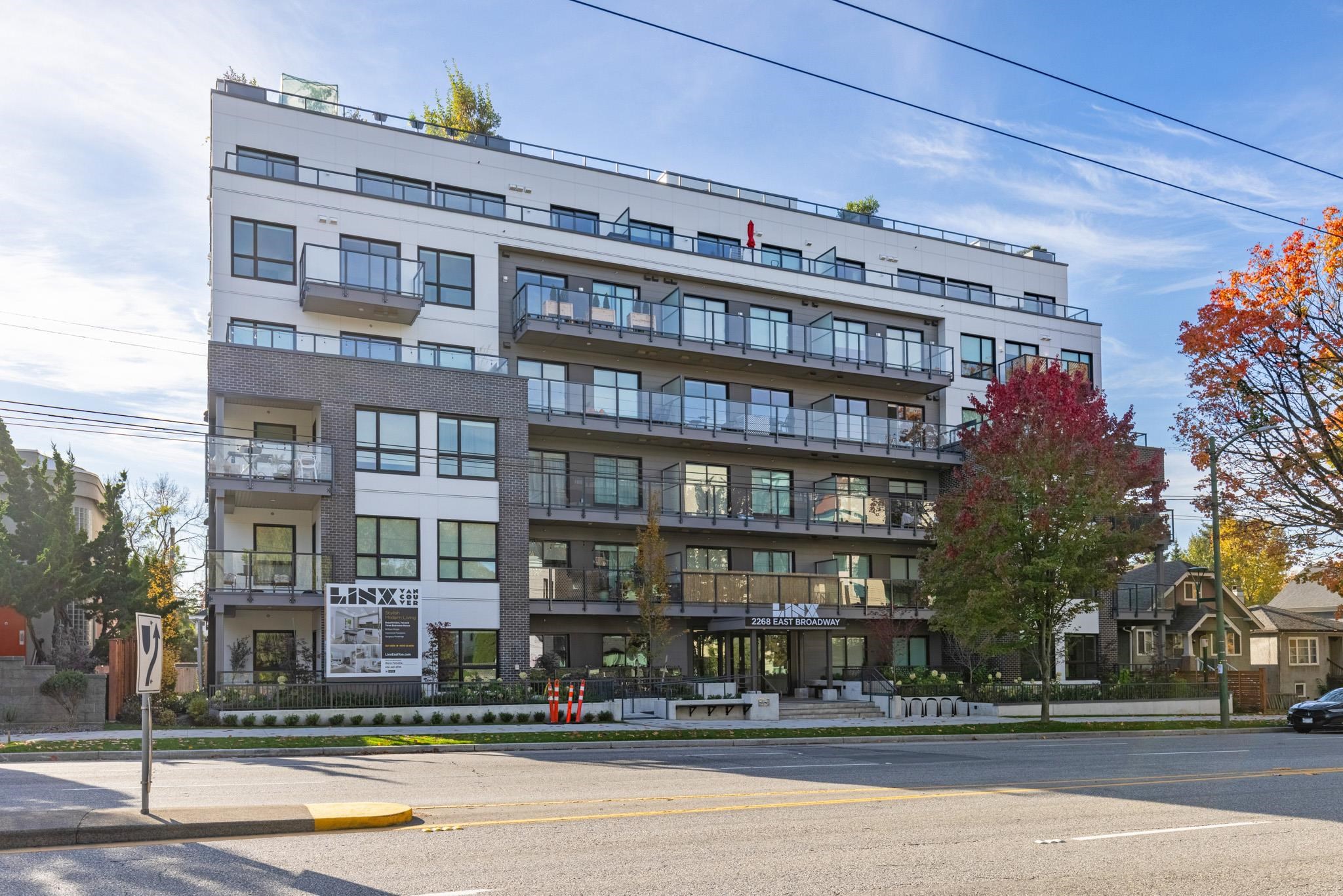 208 2268 BROADWAY, R3178484, BC,