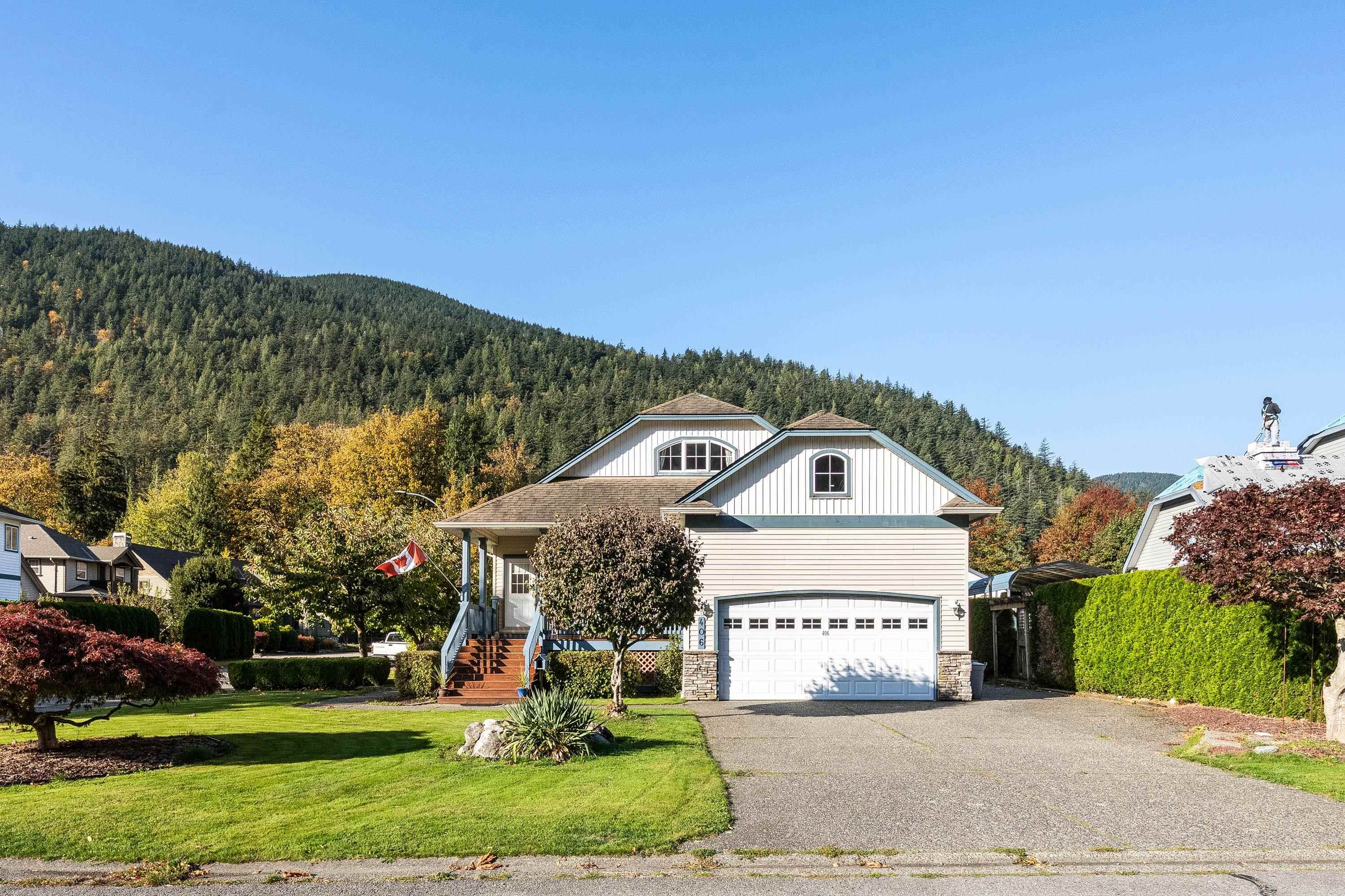 MLS® listing #R3178522 for sale located at 406 MIAMI RIVER DRIVE, Harrison Hot Springs BC V0M 1K0