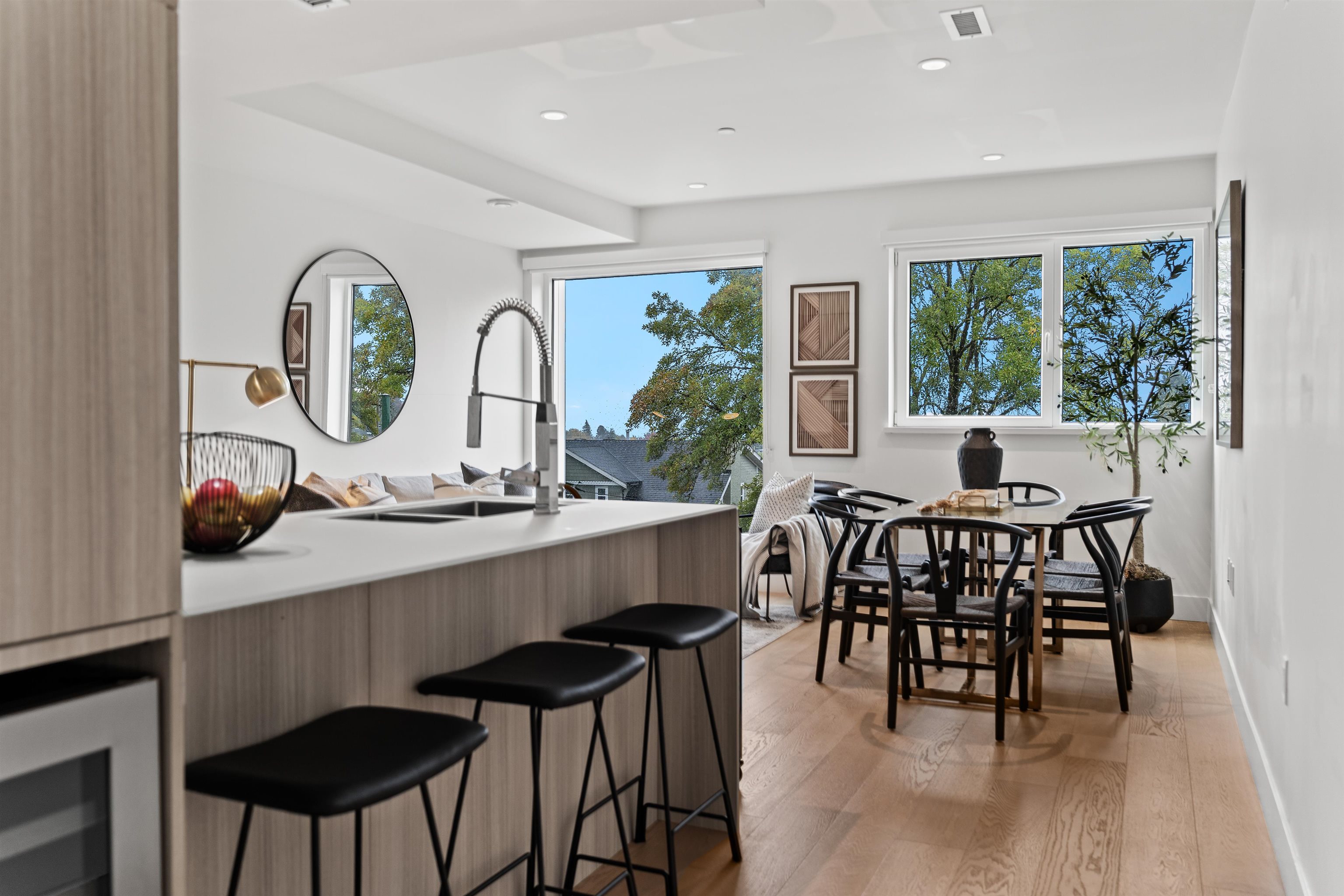 140 W WOODSTOCK AVENUE, Vancouver BC V5Y 0N1, R3178769, BC,
