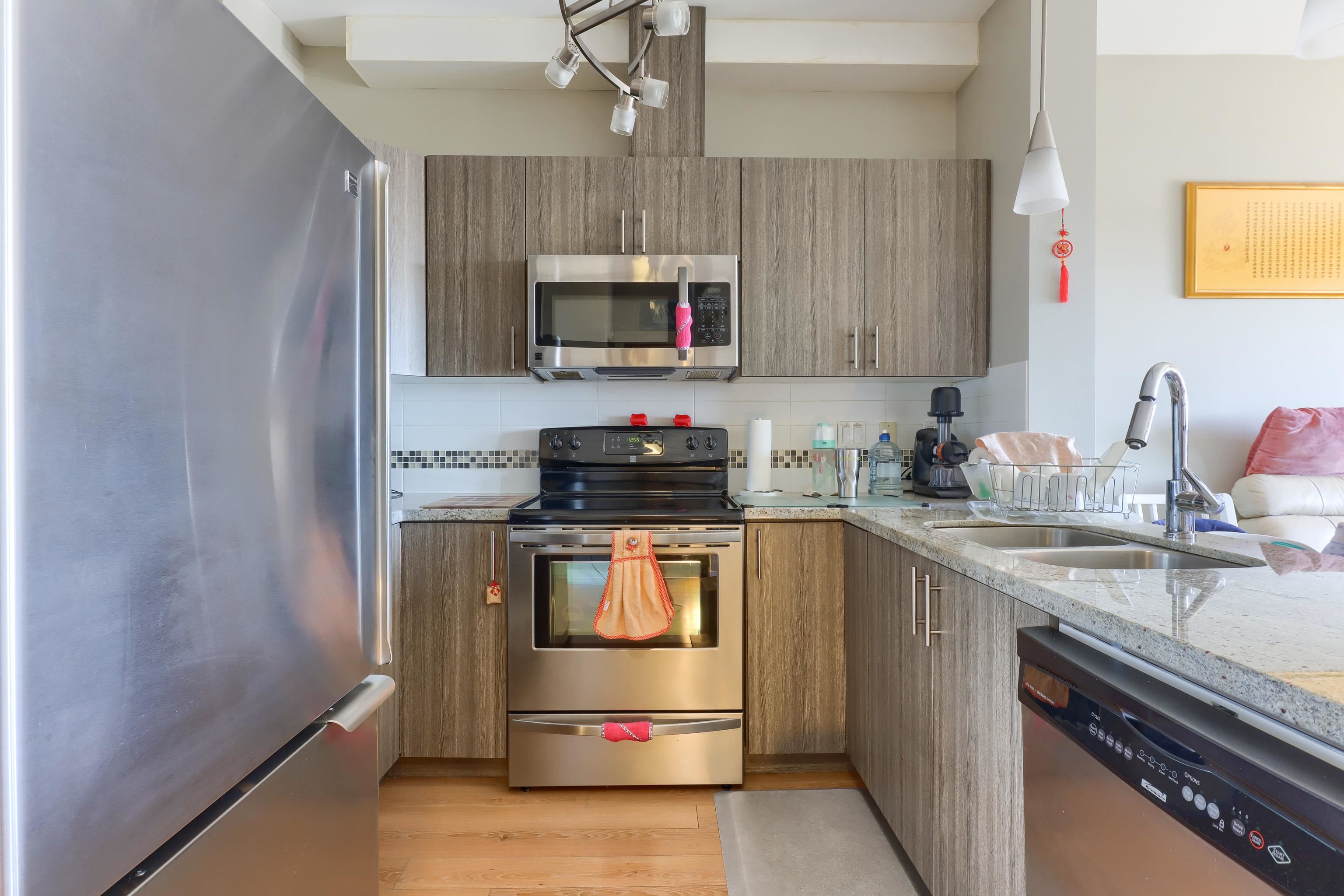 PH1 7738 EDMONDS STREET, R3178809, BC,