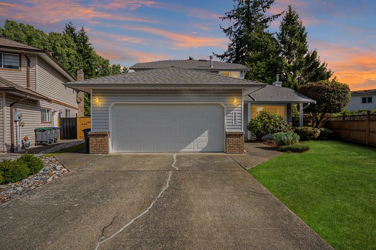 6982 128A STREET, Surrey BC V3W 0P1, R3178900, BC,