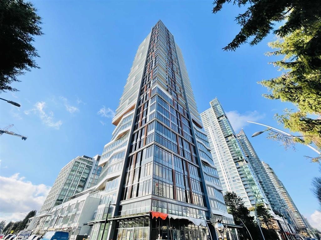 MLS® listing #R3178981 for sale located at 1607 6511 SUSSEX AVENUE