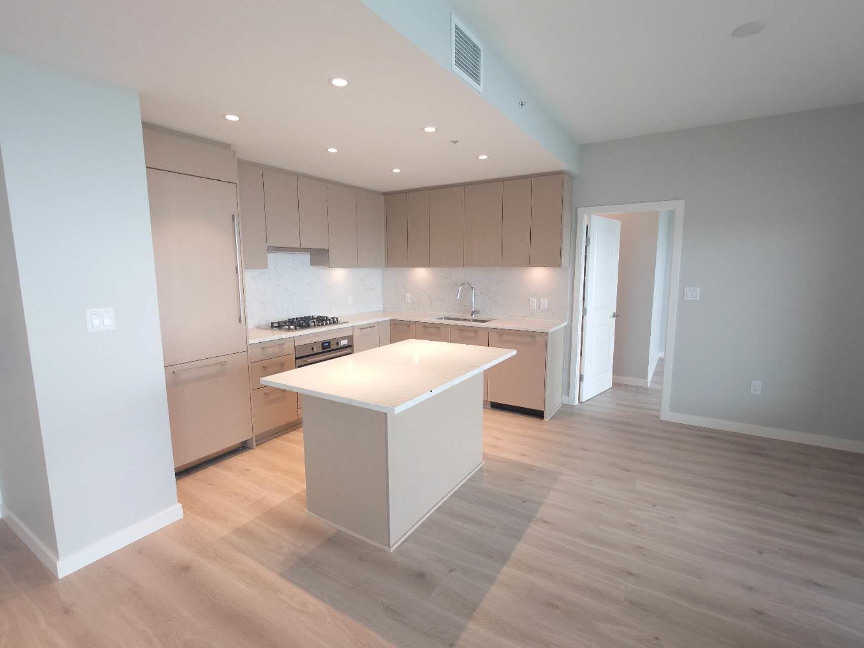 27xx 5938 OLIVE AVENUE, R3179000, BC,