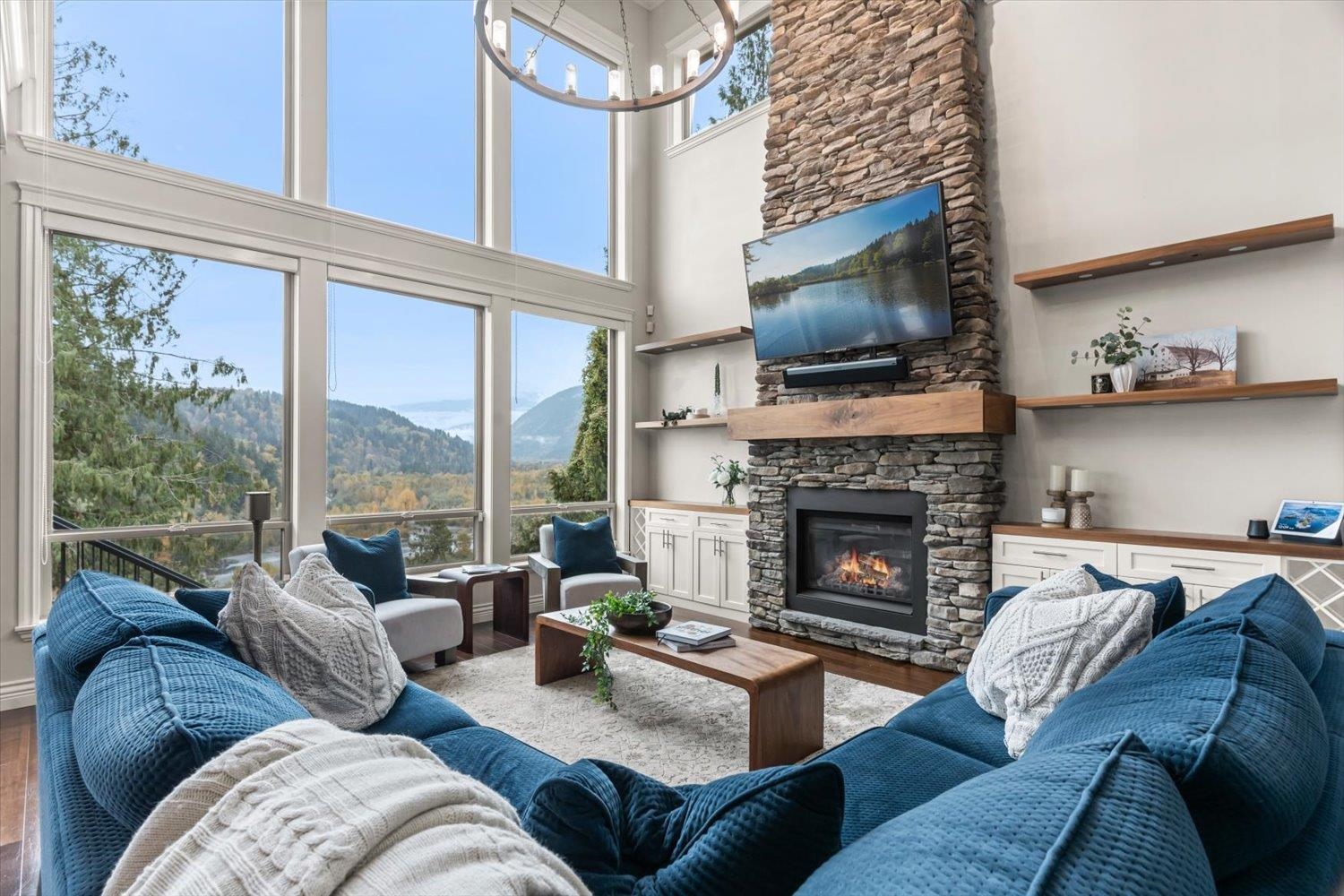 5138 CHITTENDEN ROAD, Cultus Lake BC V2R 0K7, R3179062, BC,