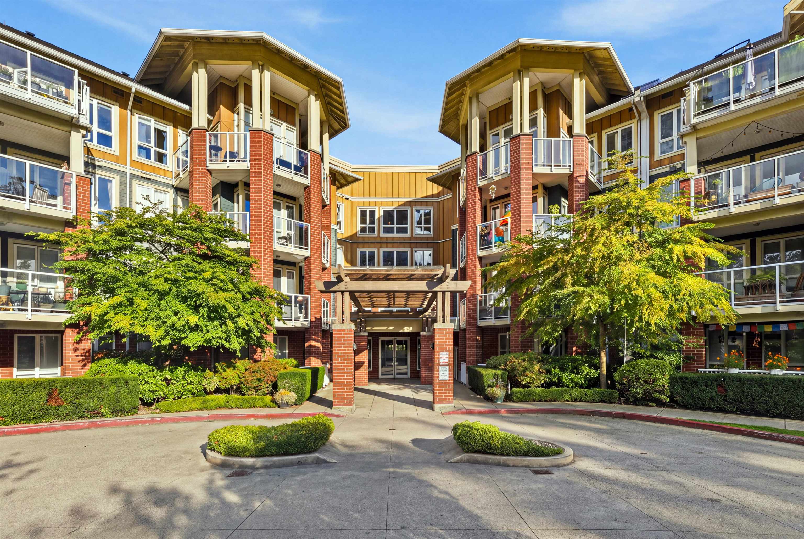 305 14 ROYAL AVENUE, R3179139, BC,