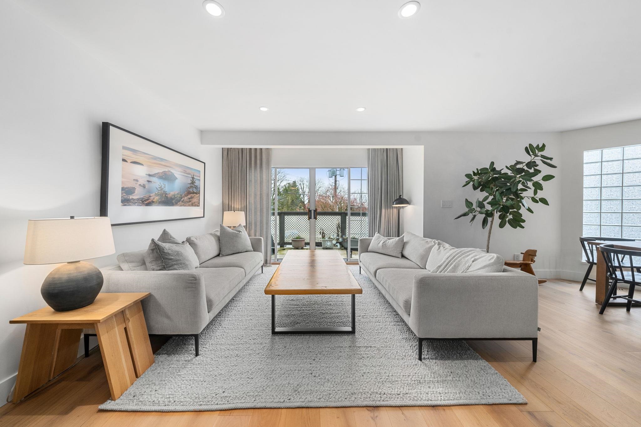 1 224 16TH STREET, R3179185, BC,