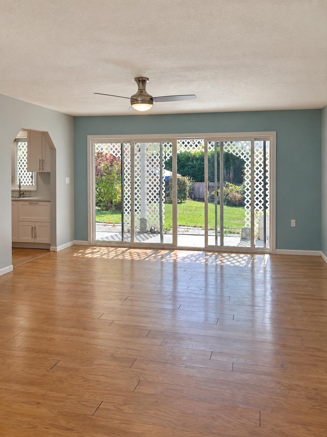 9890 LYNDHURST STREET, Burnaby BC V3J 1G1, R3179262, BC,